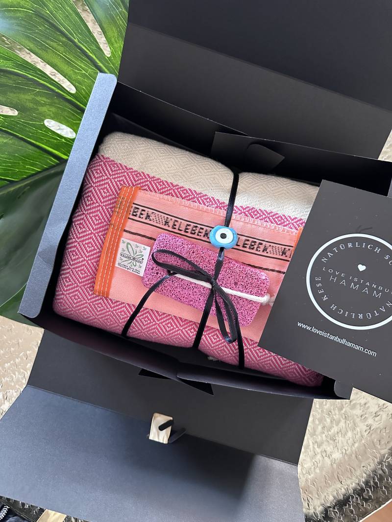Geschenk Set Wellness Geburtstag Hamamtuch Lara Handgewebt Alle Farben 100% Baumwolle Xxl Peelinghandschuh Kese von Etsy - LOVEISTANBULHAMAM