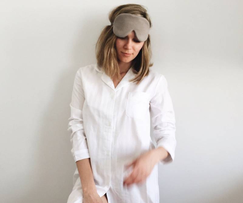 Anthrazit Schlafmaske - Atmungsaktiv, Pflanzengefärbt, Verstellbares Gummiband, Bio-Baumwolle, Bambusseide Oder Reine Seide von Etsy - LaAquarelle