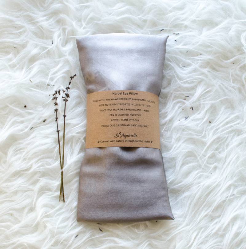 Lavendel Augenkissen, Kohle Augenkissen Mit Abnehmbarem Bezug, Entspannungsgeschenk, Bio-Geschenk Für Sie, Aromatherapie-Kissen, Geschenk Yogi von Etsy - LaAquarelle