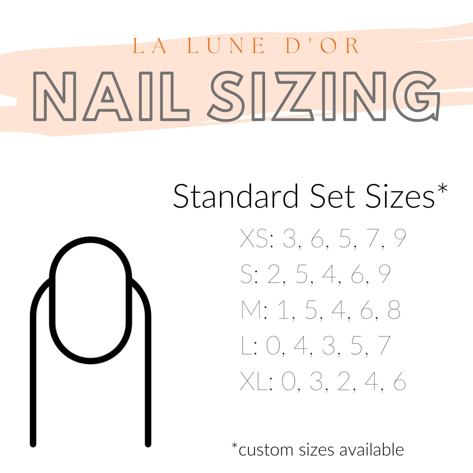 Custom Press On Nails | Maßgenaue Gelnägel Custom Press On Nails | Maßgenaue Gelnägel von Etsy - LaLuneDorNails