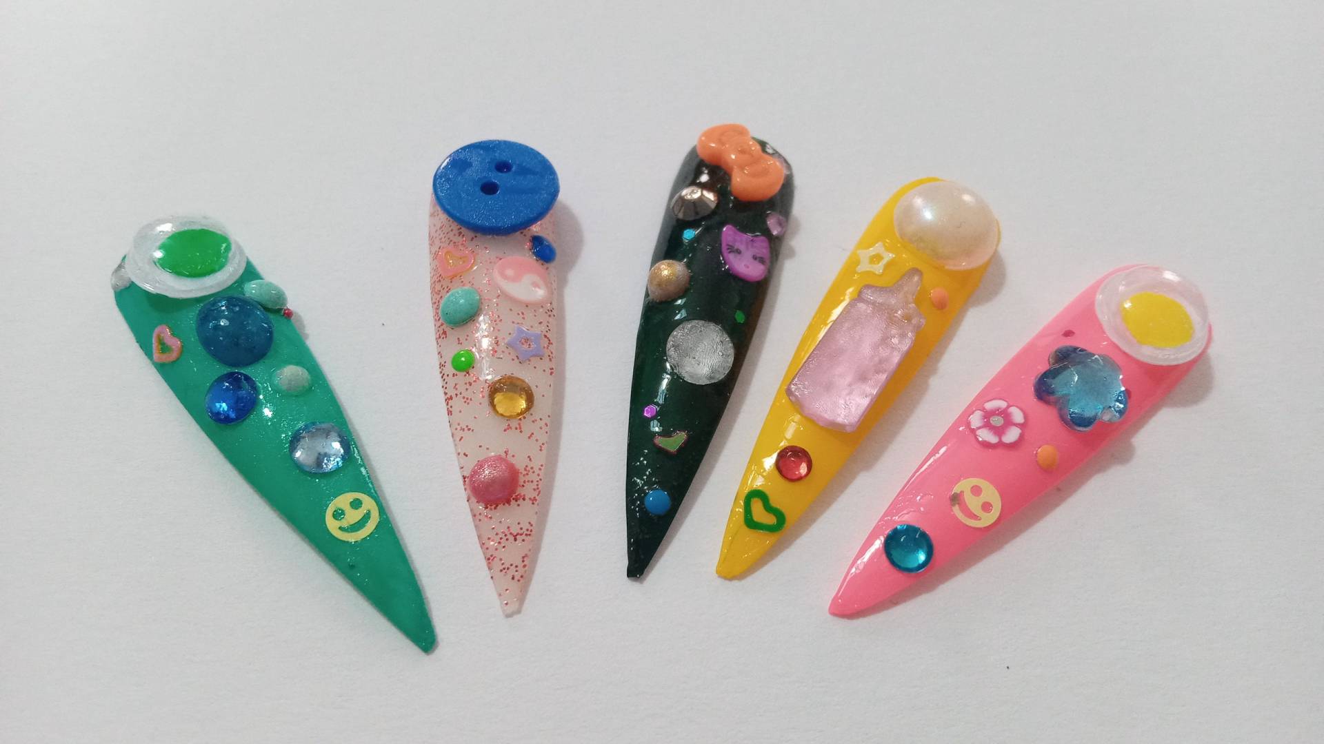 Gefälschte Nägel Handbemalt Hime Gyaru Regenbogen Übertrieben 3D von Etsy - LaSoffittaDiSte