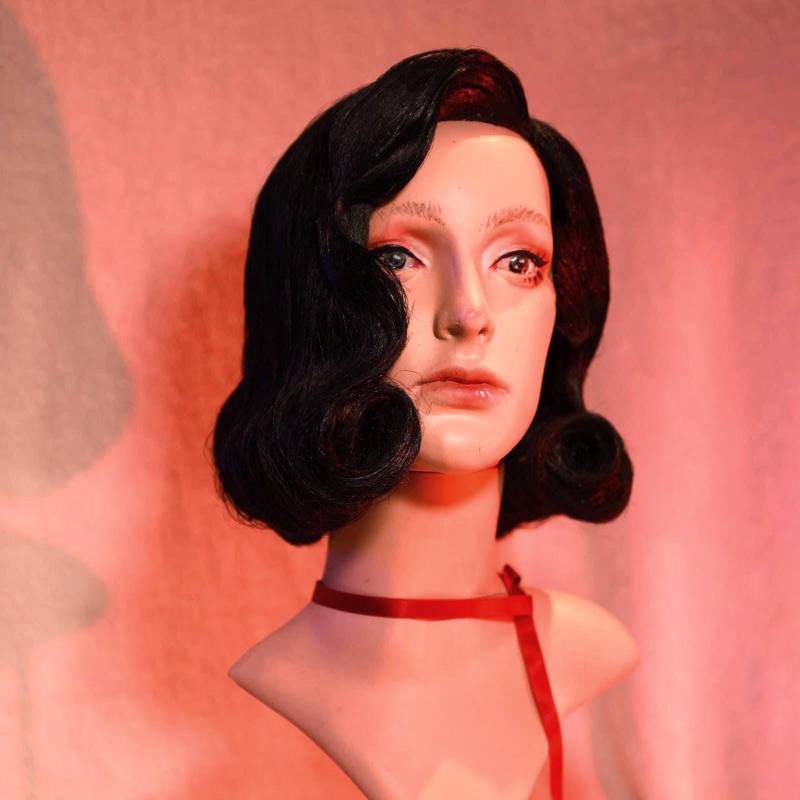 Lady Dimitrescu Perücke von Etsy - LadyMouseWigs