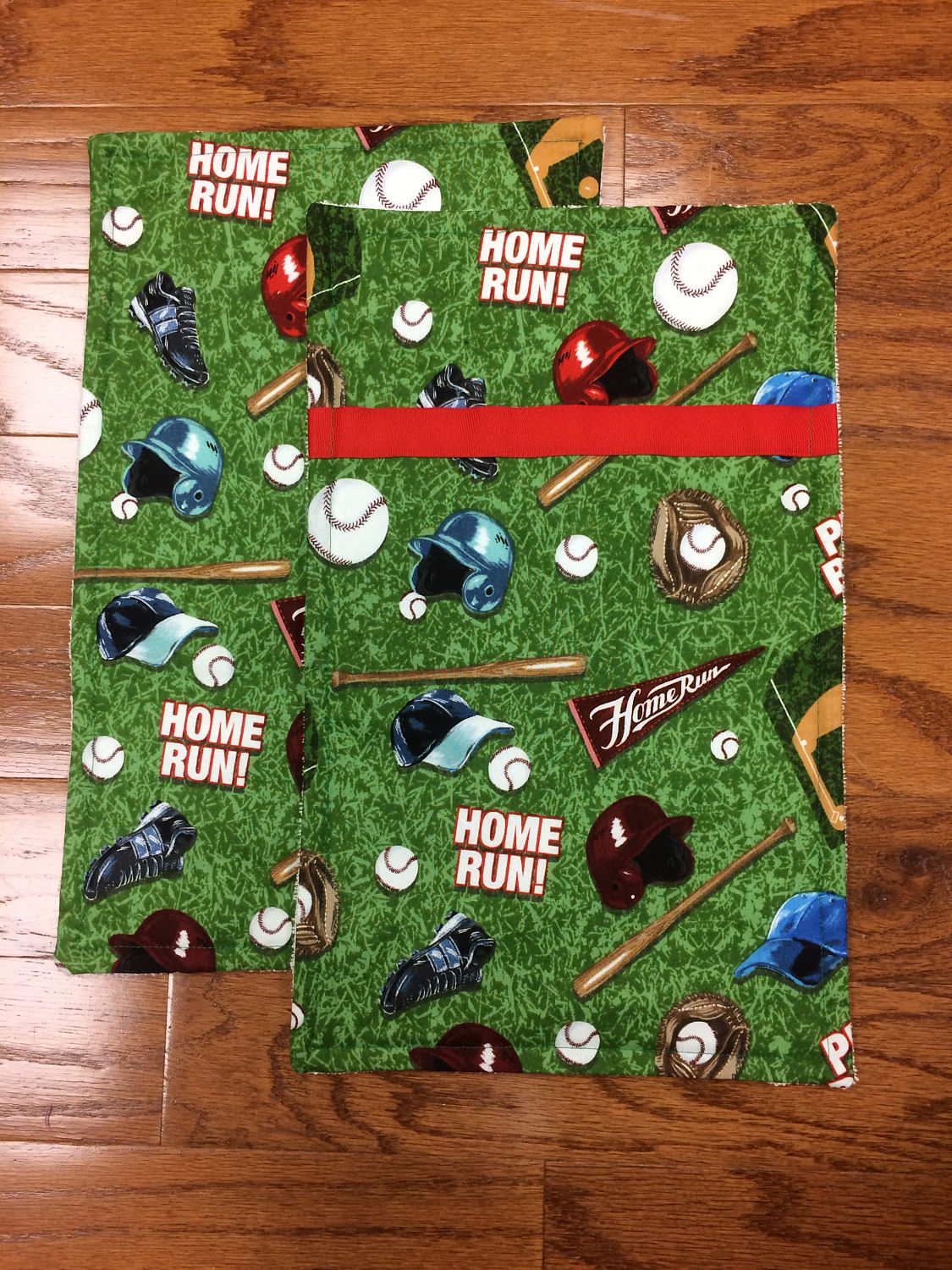 Baseball-Home Lauf Spucktuch-Set Baseball-Home Lauf Spucktuch-Set von Etsy - LadybugsKissBoutique