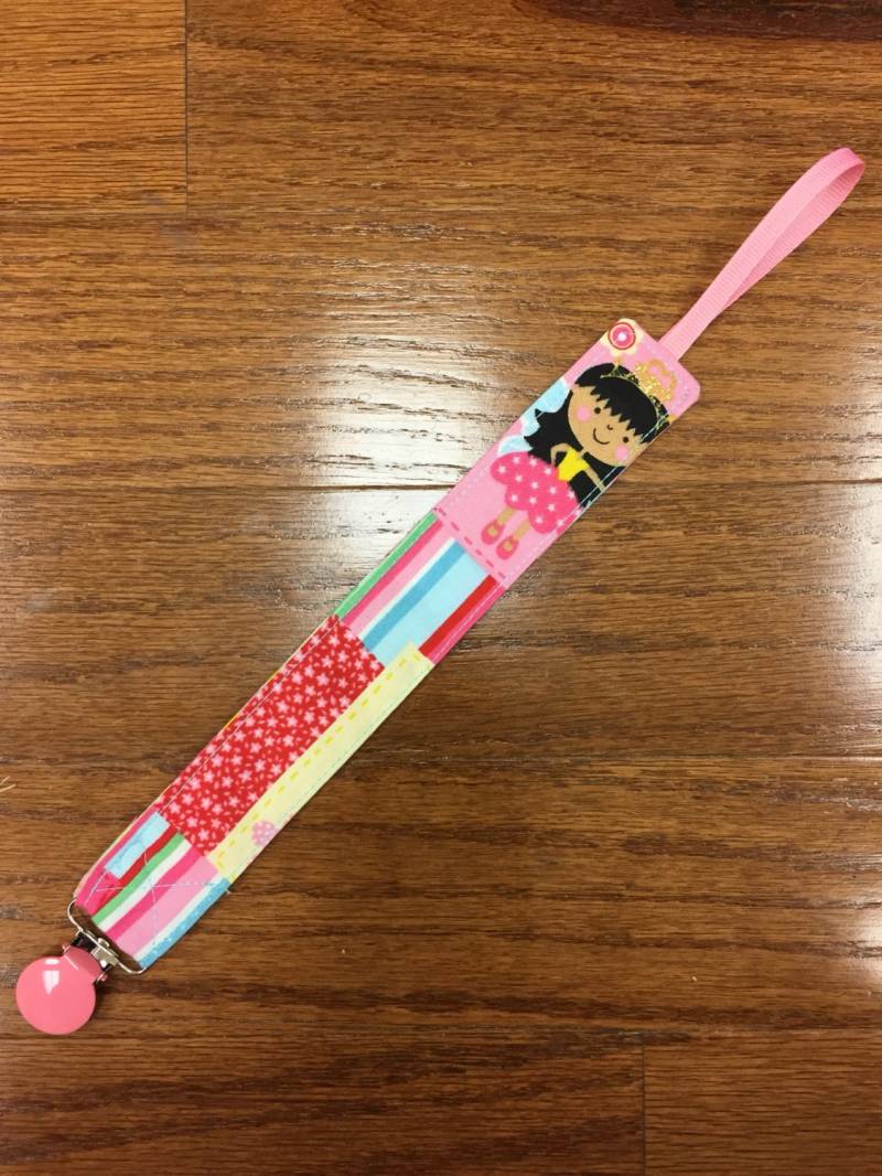 Rosa Prinzessin Schnuller Clip von Etsy - LadybugsKissBoutique