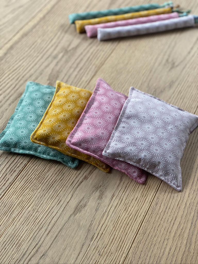 Wärmekissen Mit Rapssamen Oder Traubenkernen Handgemacht Baumwolle Musselin Kältekissen Baby Geschenk Zur Geburt Taufe Babyparty von Etsy - Lalilukids