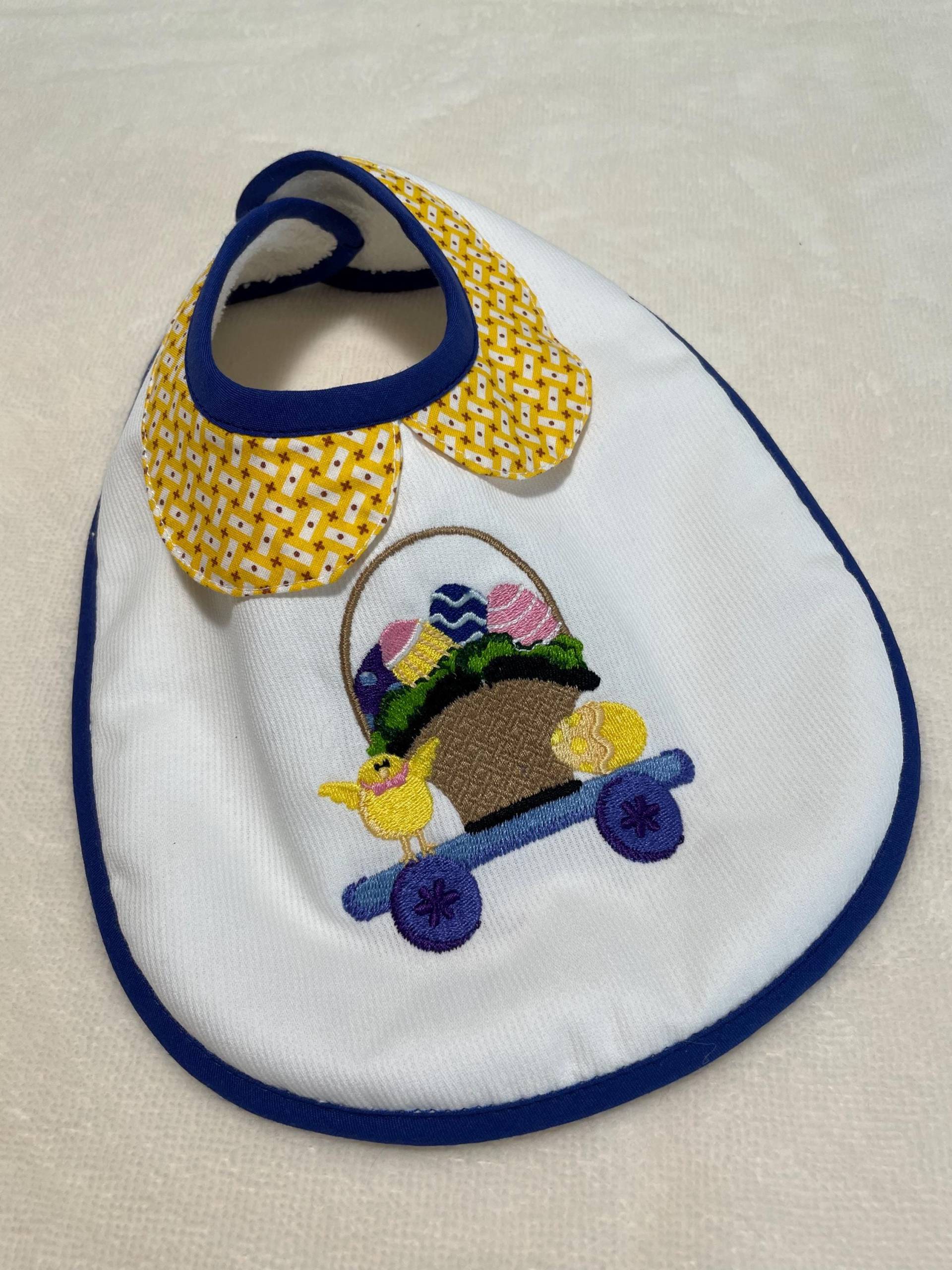 Baby-Lätzchen -Kinder-Lätzchen-Baumwoll-Lätzchen Mit Schwammfutter-Personalisierter Claudine-Kragen Osterhase Auf Wagen von Etsy - Lamagiedutissu