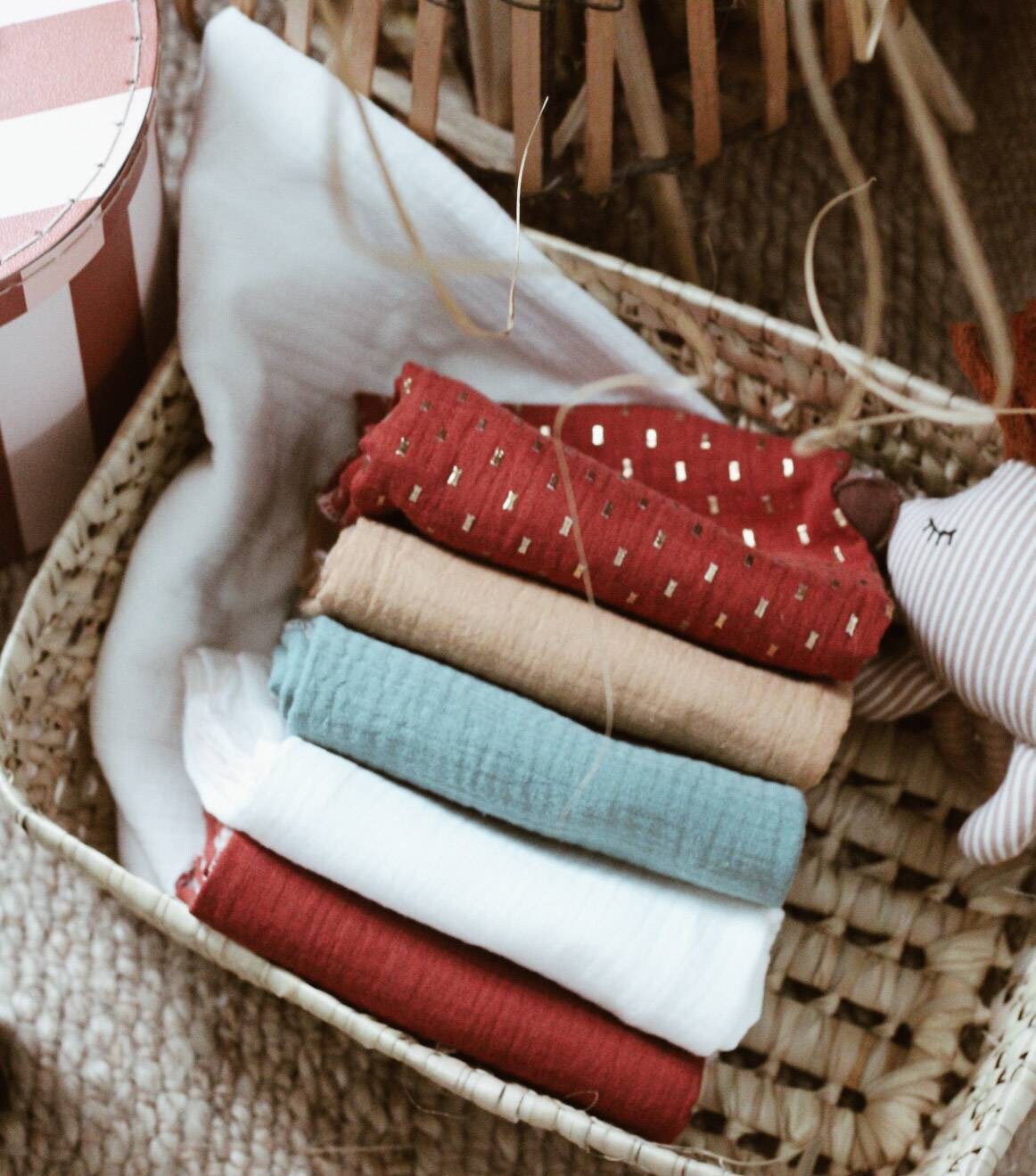 Viele Babywindeln, Verschiedene Größen, Geburt, Geburtsgeschenk, Geburtspaket, Geburtsliste, Neugeborenes Viele Babywindeln, Verschiedene Größen, Geburt, Geburtsgeschenk, Geburtspaket, Geburtsliste, Neugeborenes von Etsy - Lamainquicoud