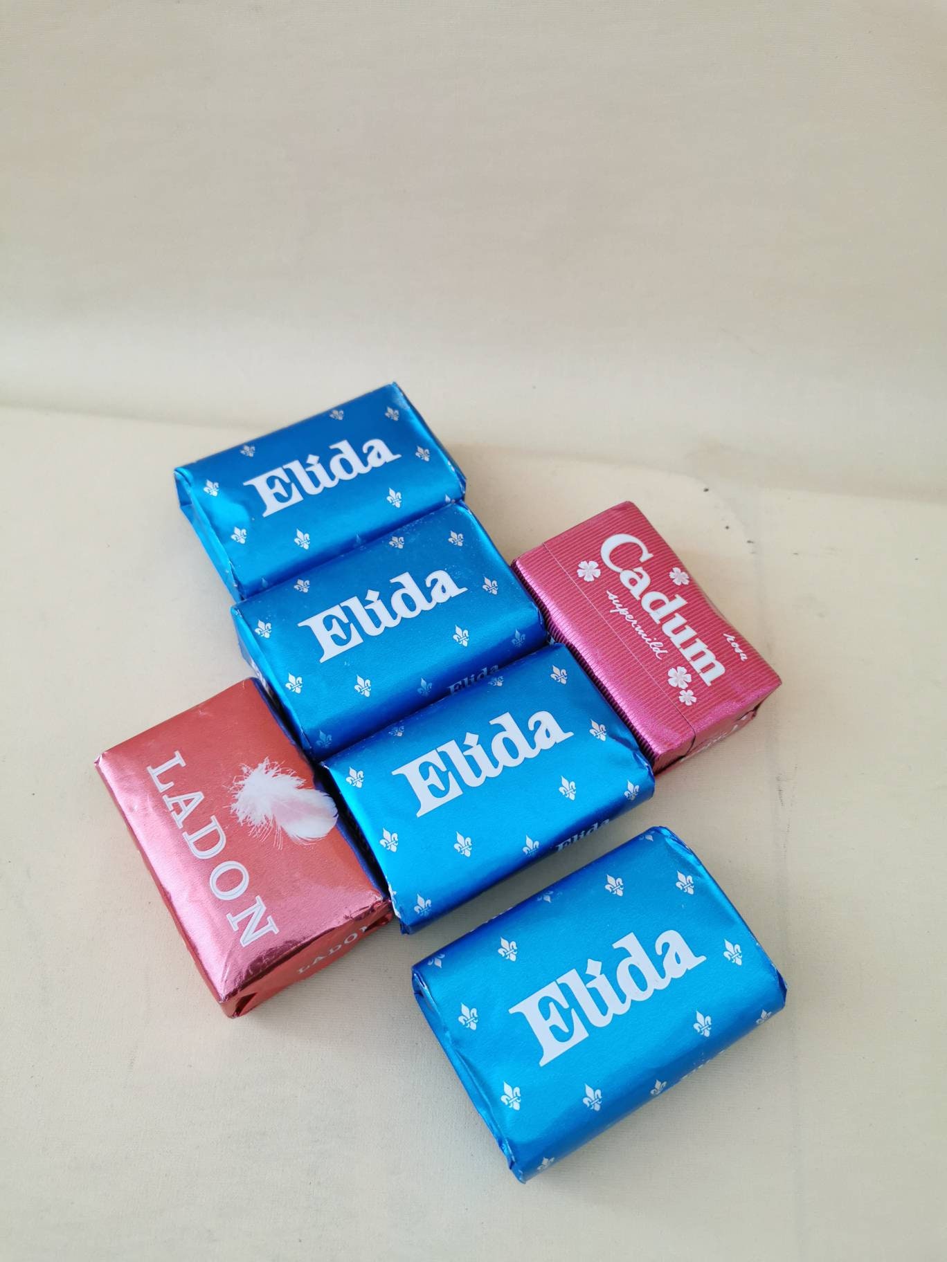 Elida Cadum Ladon Seife 6x Creme Vintage 50Er Jahre Neu Elida Cadum Ladon Seife 6x Creme Vintage 50Er Jahre Neu von Etsy - Landmum
