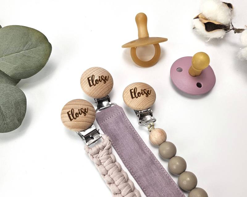 Personalisierter Schnullerclip/Makramee Personalisierte Baby-Geschenke Benutzerdefinierte Holz Graviert Boho Baby von Etsy - LarkandLullaby