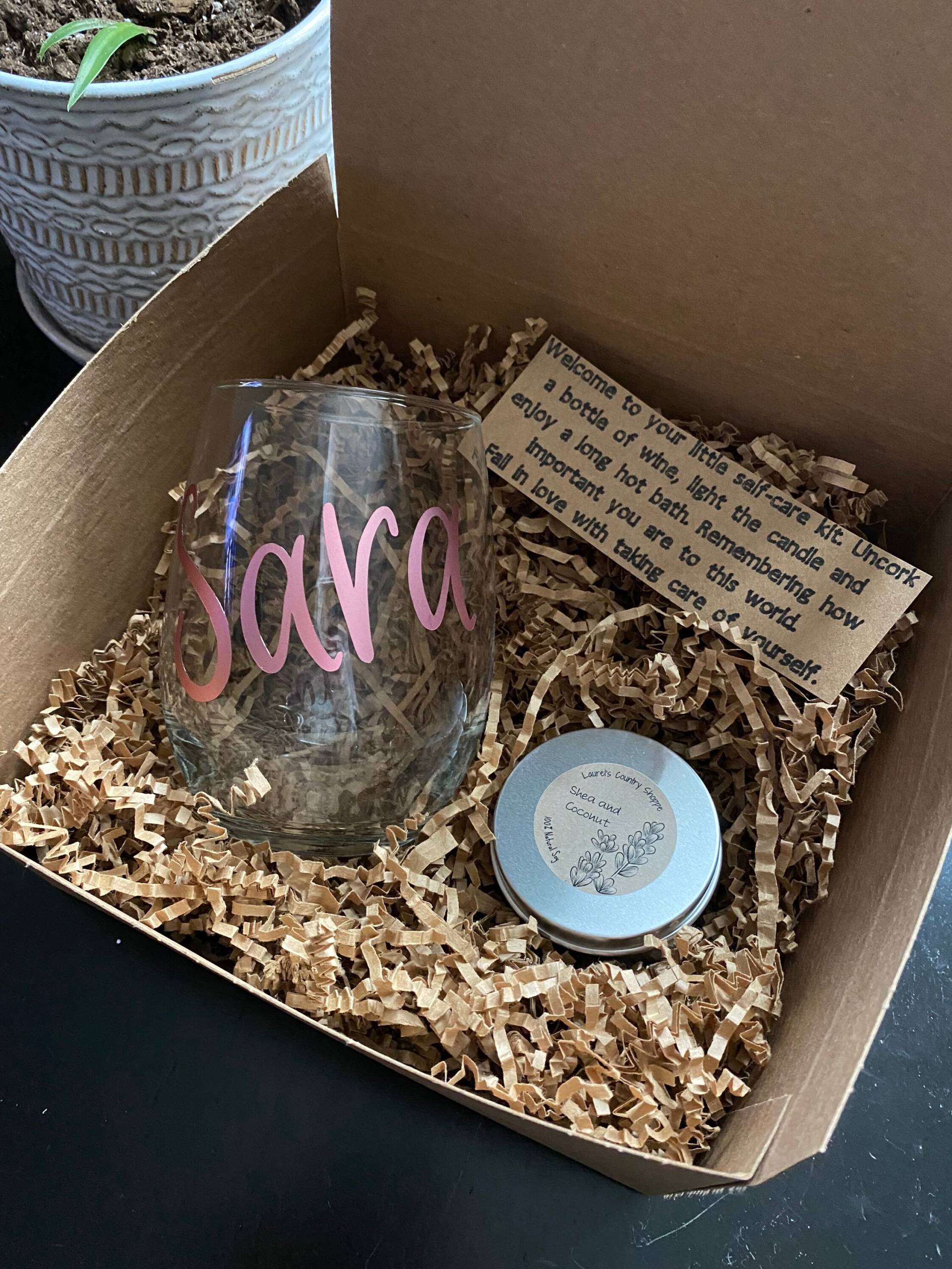 Personalisierte Geschenkbox Für Selbstpflege, Zur Entspannung, Self Care Kit Freundinnen, Wein Personalisierte Geschenkbox Für Selbstpflege, Zur Entspannung, Self Care Kit Freundinnen, Wein von Etsy - LaurelsCountryShop