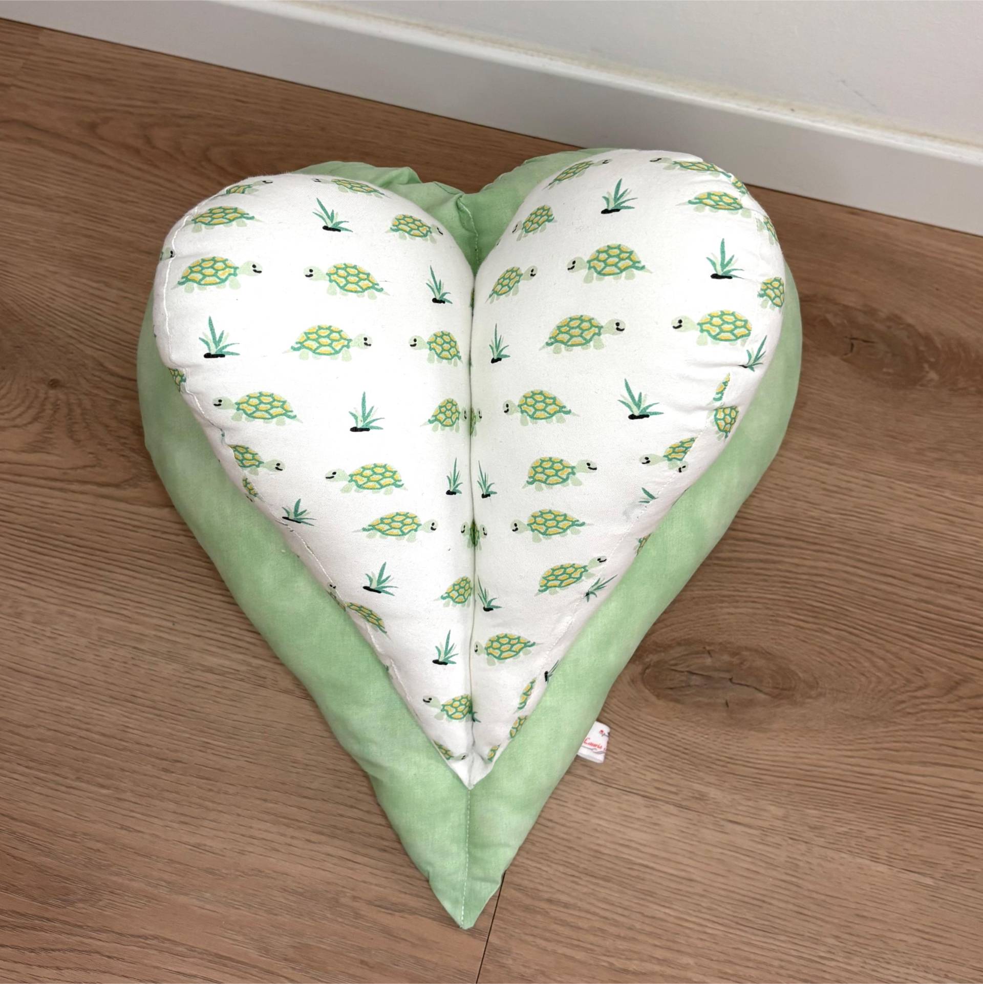 Leseherz Nackenkissen von Etsy - LaurisKinderweltShop