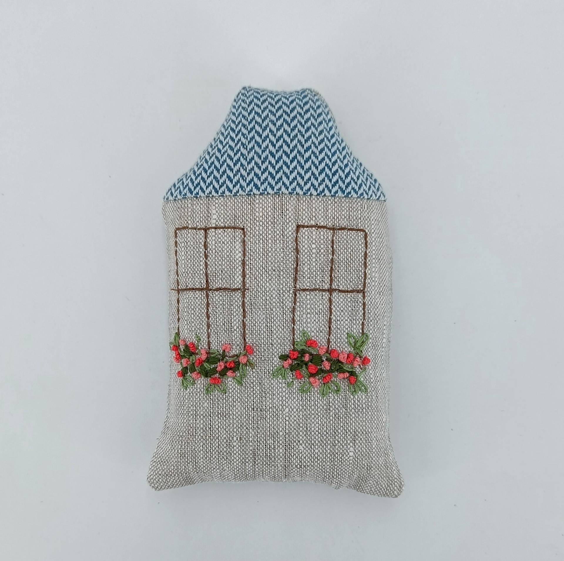 Lavendelhaus Mit Lavendelblüten Gefüllt Lavendelhaus Mit Lavendelblüten Gefüllt von Etsy - LauterNetteSaechala