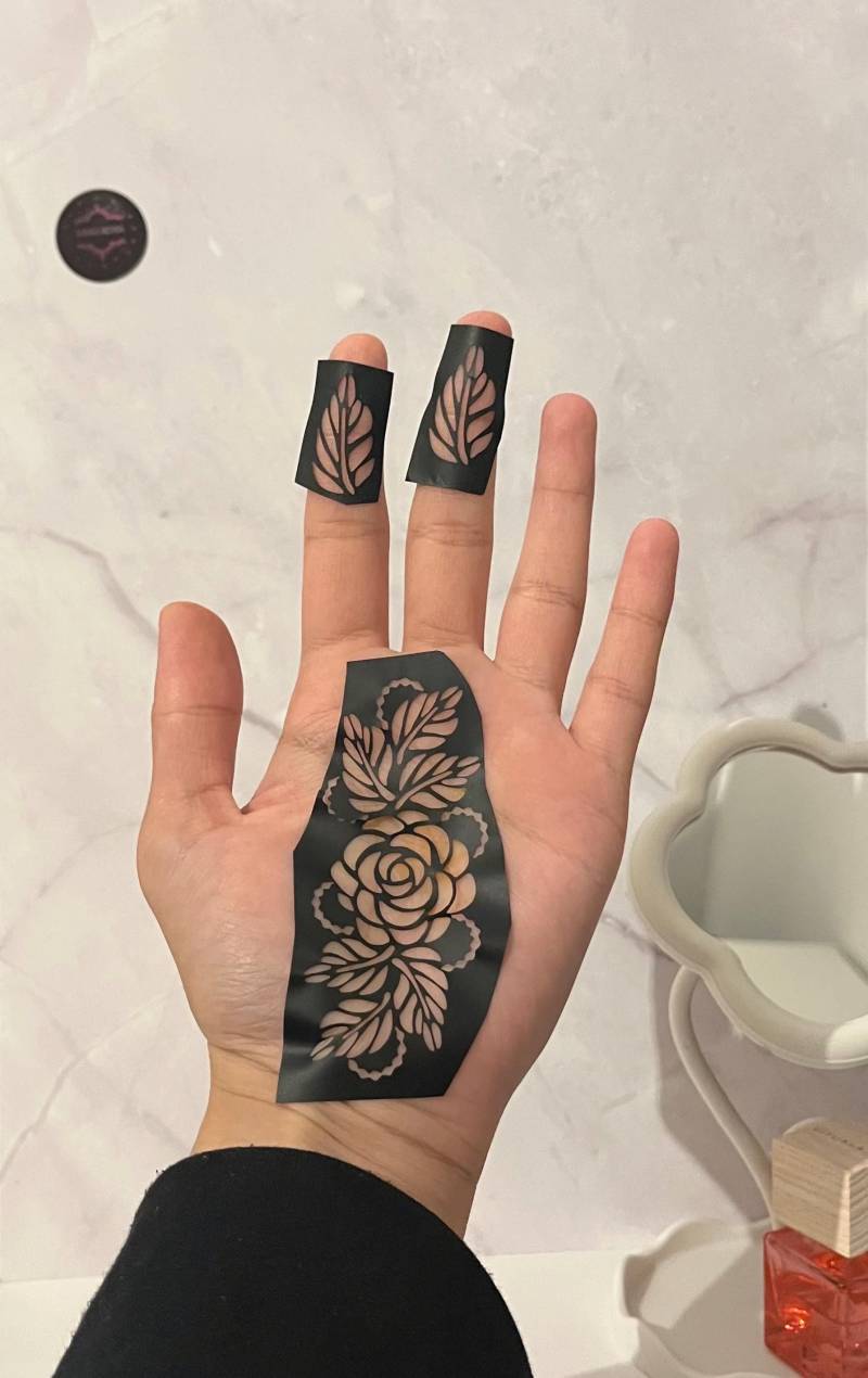 Henna Schablonen - Wiederverwendbar 3-4x | Blumen & Ornamente Body Art Tattoo Vorlage Sticker Für Hände, Arme, Füße Diy Henna Schablonen - Wiederverwendbar 3-4x | Blumen & Ornamente Body Art Tattoo Vorlage Sticker Für Hände, Arme, Füße Diy von Etsy - LayalixHenna