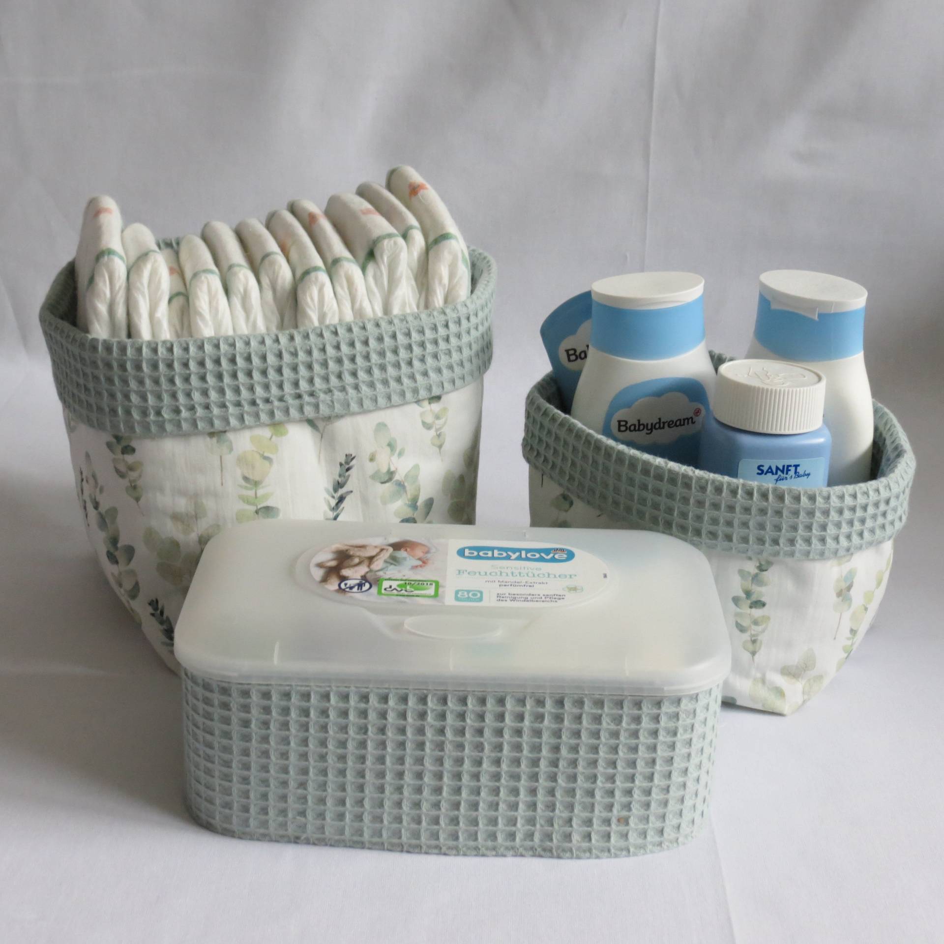 Wickeltischset ~ Eukalyptus Creme/Altgrün Wahlweise Mit Oder Ohne Bezug Feuchttücherbox Baumwolle/Waffelpique Wickeltischset ~ Eukalyptus Creme/Altgrün Wahlweise Mit Oder Ohne Bezug Feuchttücherbox Baumwolle/Waffelpique von Etsy - LeNiCreativ