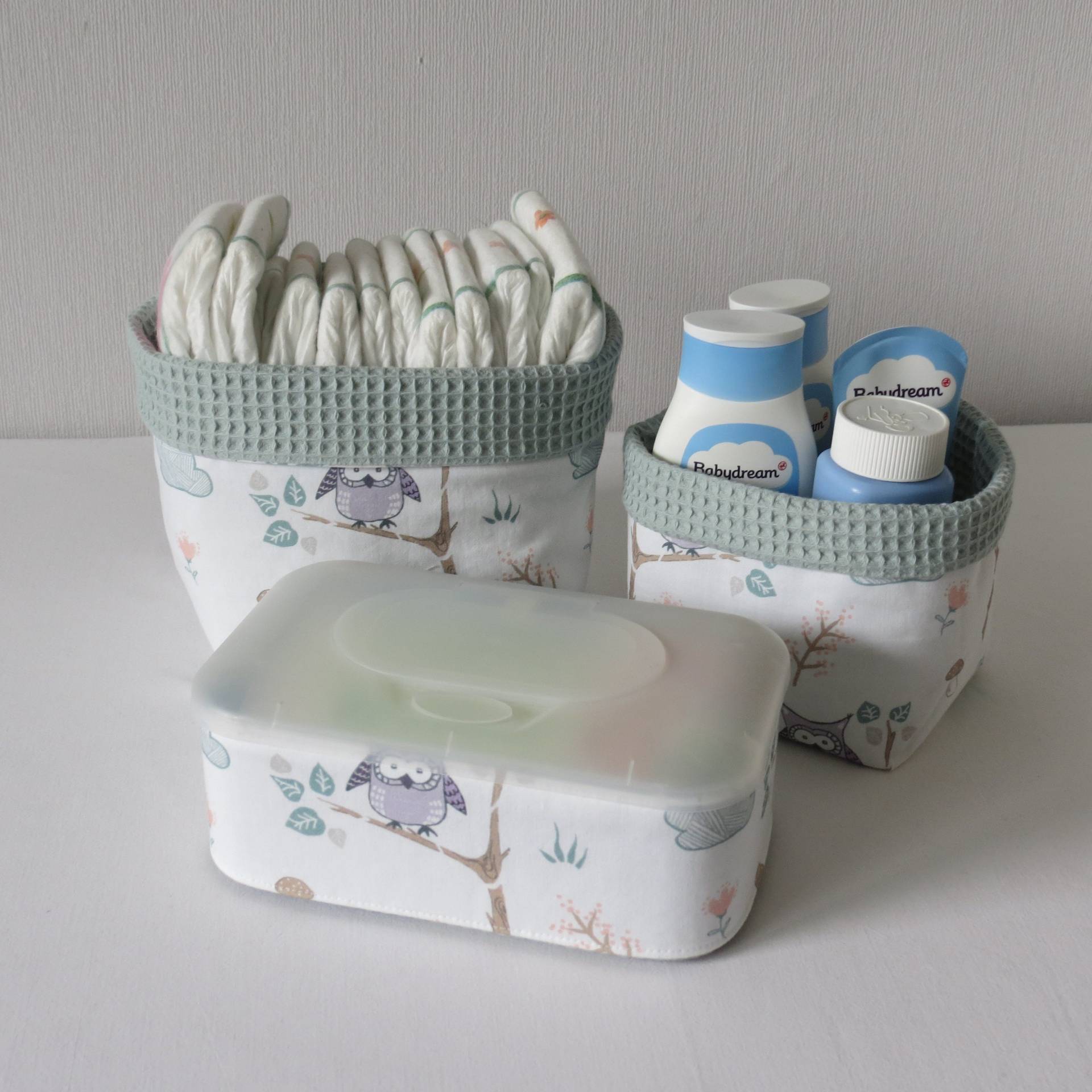 Wickeltischset ~ Eule Weiß/Altgrün Wahlweise Mit Oder Ohne Bezug Feuchttücherbox Baumwolle/Waffelpique Wickeltischset ~ Eule Weiß/Altgrün Wahlweise Mit Oder Ohne Bezug Feuchttücherbox Baumwolle/Waffelpique von Etsy - LeNiCreativ