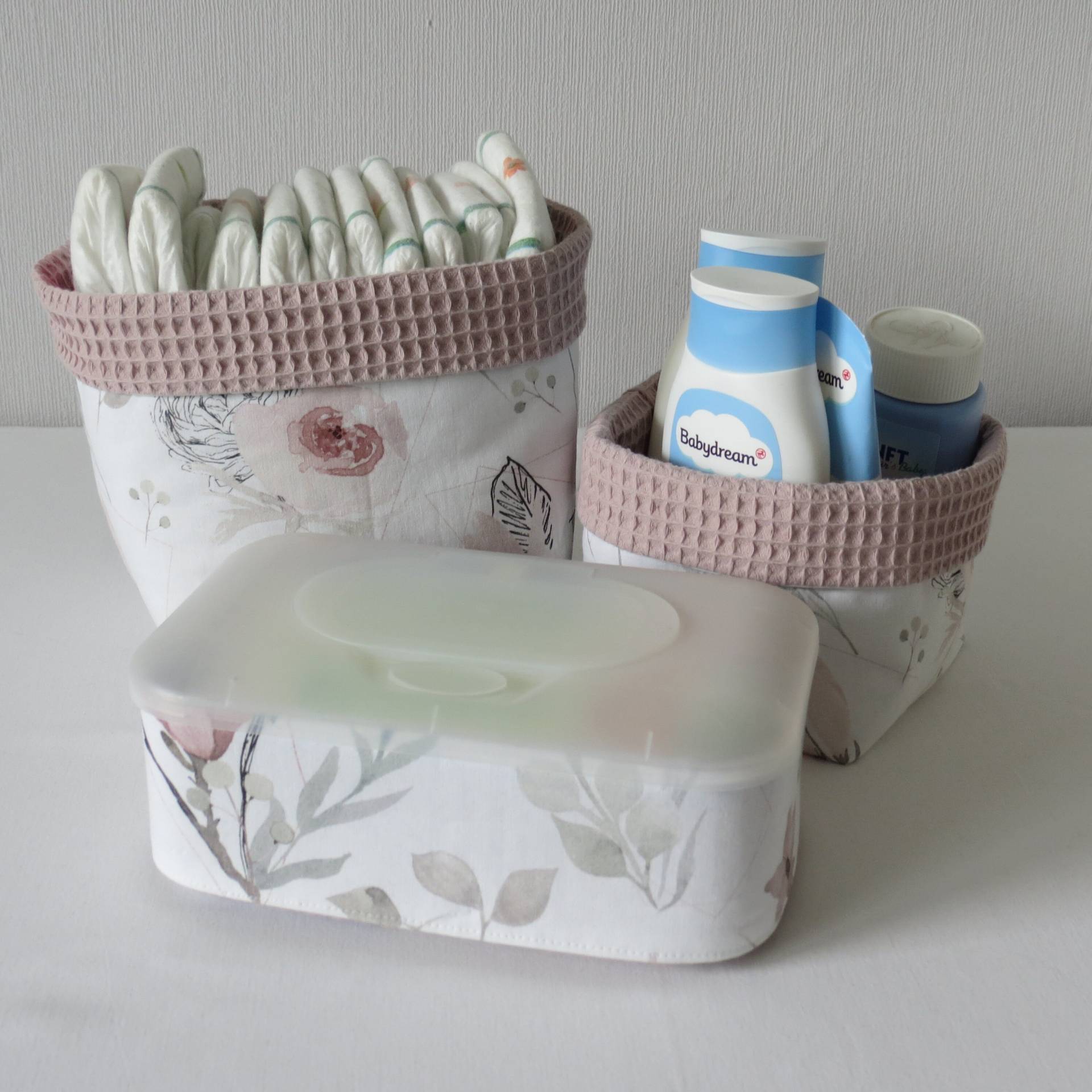 Wickeltischset ~ Magnolie Weiß/Altrosa Wahlweise Mit Oder Ohne Bezug Feuchttücherbox Baumwolle/Waffelpique Wickeltischset ~ Magnolie Weiß/Altrosa Wahlweise Mit Oder Ohne Bezug Feuchttücherbox Baumwolle/Waffelpique von Etsy - LeNiCreativ