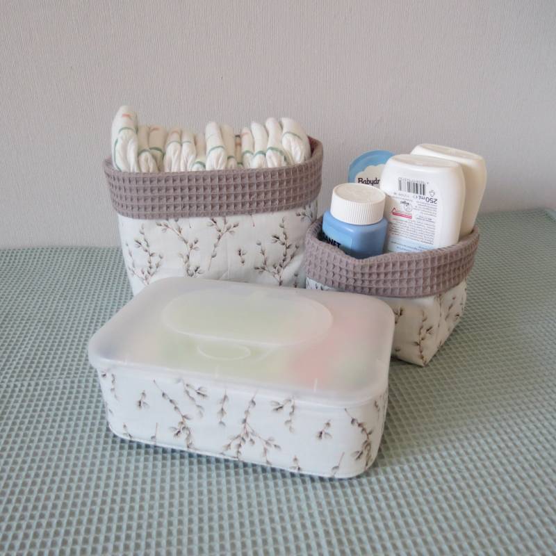 Wickeltischset ~ Weidekätzchen Weiß/Taupe Wahlweise Mit Oder Ohne Bezug Feuchttücherbox Baumwolle/Waffelpique von Etsy - LeNiCreativ
