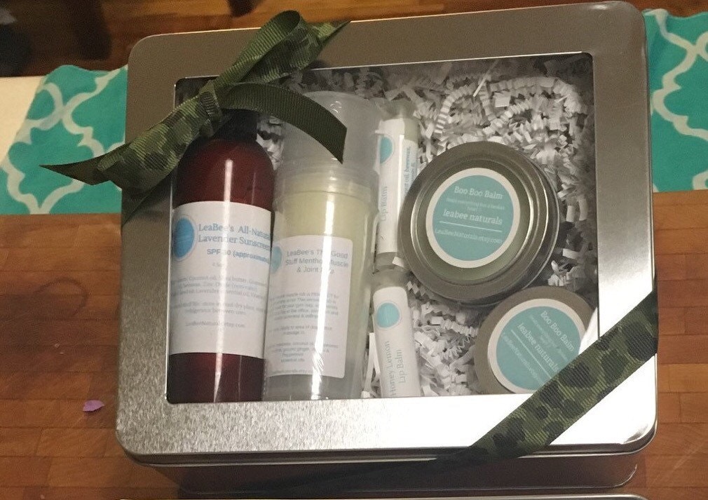 Leabee Naturals Military Care Package - Für Den Einsatz Oder Boot Camp Einfach Nur Weil Leabee Naturals Military Care Package - Für Den Einsatz Oder Boot Camp Einfach Nur Weil von Etsy - LeaBeeNaturals