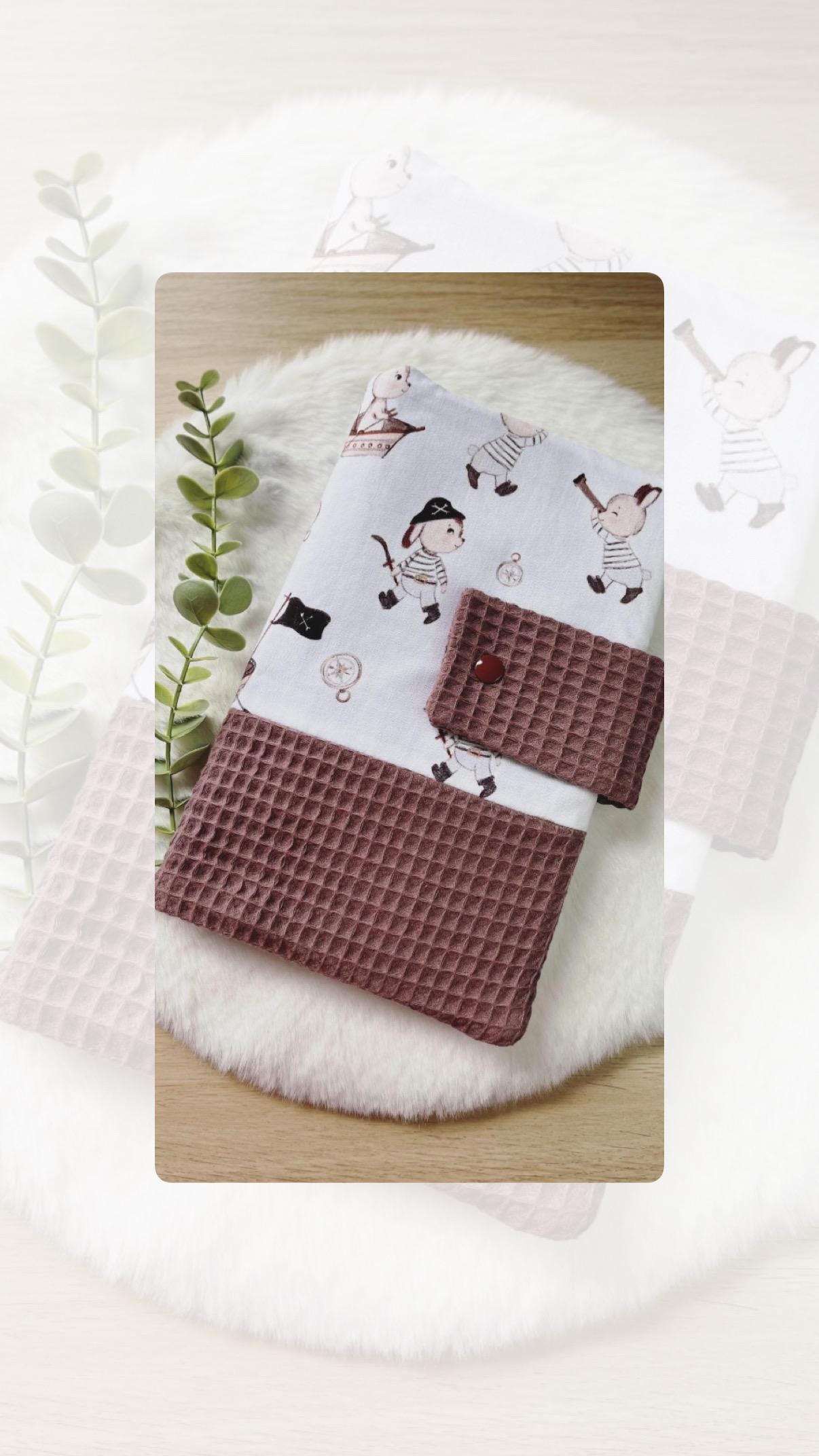 Handmade Windeltasche/Wickeltasche Utensilo Aufbewahrungskörbchen Wickeltischkörbchen Kinderzimmer Baby - Piratenhasen von Etsy - LeasNaehtraum