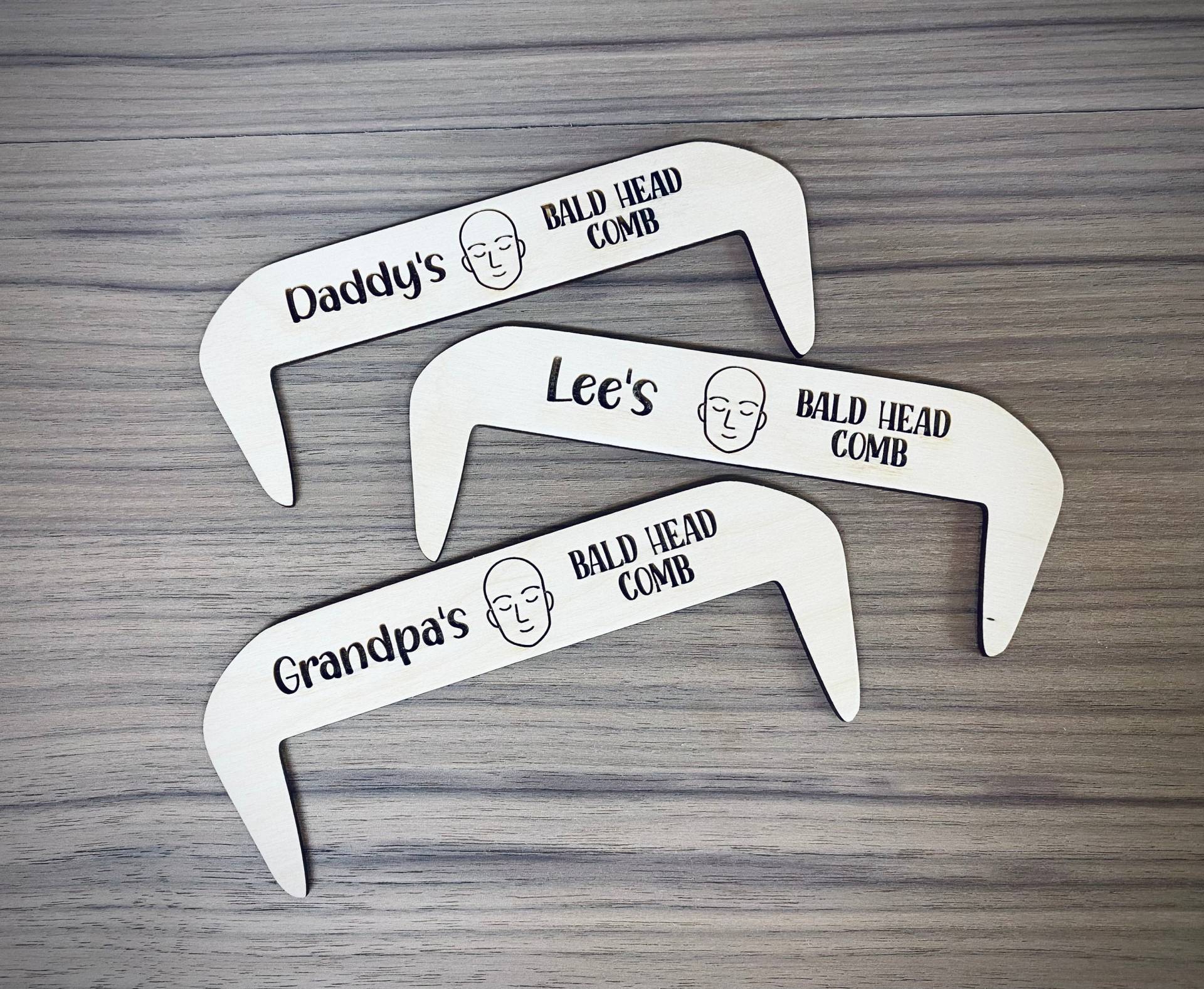 Personalisierter Kamm Für Kahle Köpfe Aus Holz, Lustiges Neuheitgeschenk Männer Mann Vorhanden Vatertag Geburtstag Weihnachten Witz Baldy Personalisierter Kamm Für Kahle Köpfe Aus Holz, Lustiges Neuheitgeschenk Männer Mann Vorhanden Vatertag Geburtstag Weihnachten Witz Baldy von Etsy - LeoIvyCo