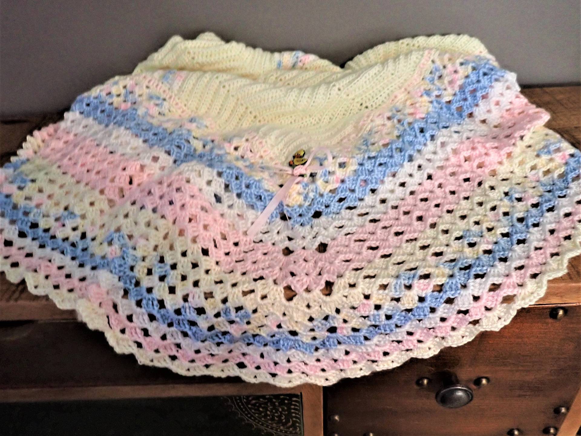 Handgefertigte Babydecke, Geschenk Für Babyparty, Babydecke Mädchen Und Jungen, Unisex-Decke von Etsy - LesCreationsManon