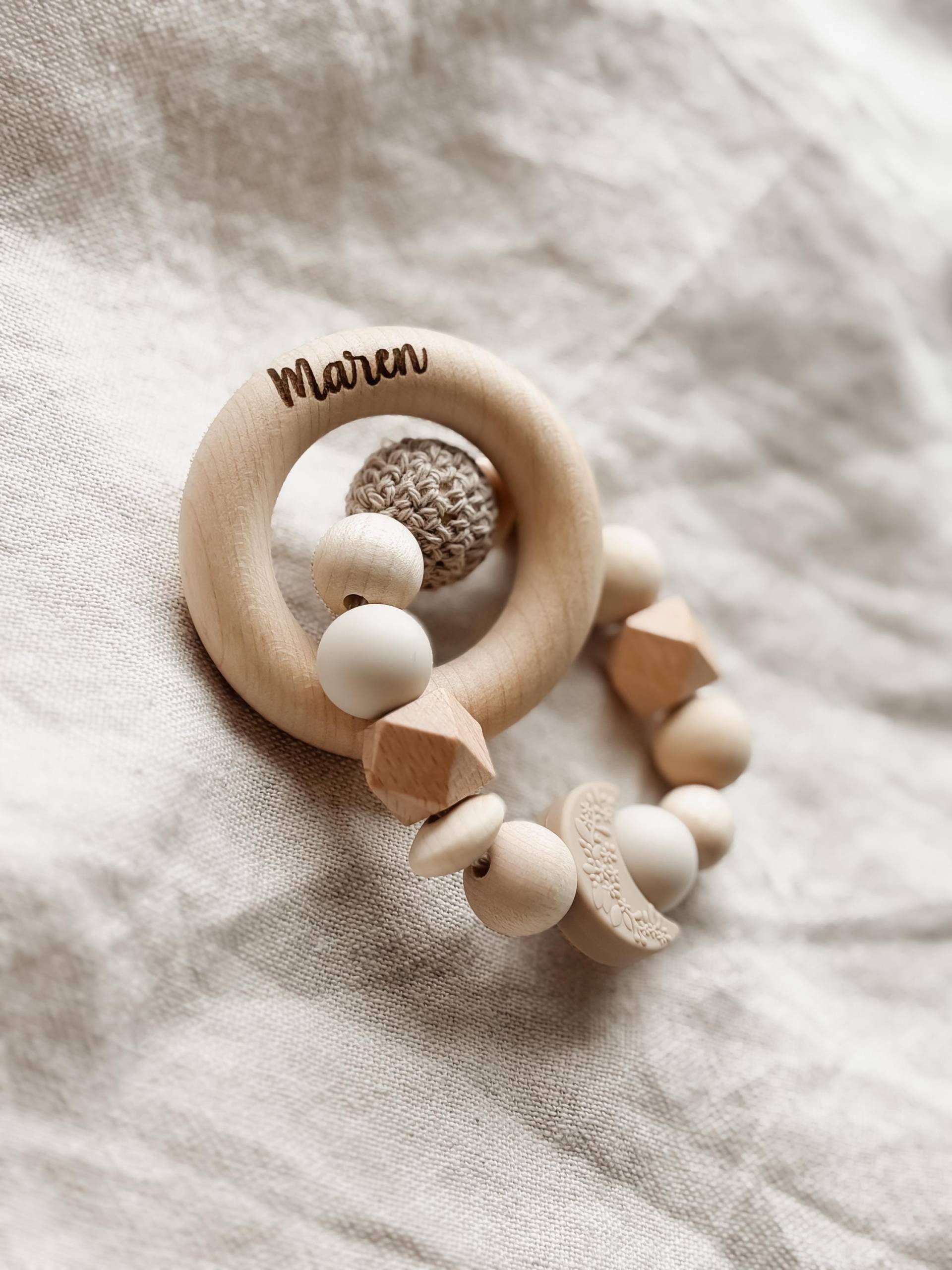 Greifling Personalisiert - Beige Mond Geschenk Zur Geburt von Etsy - LeukkStudio