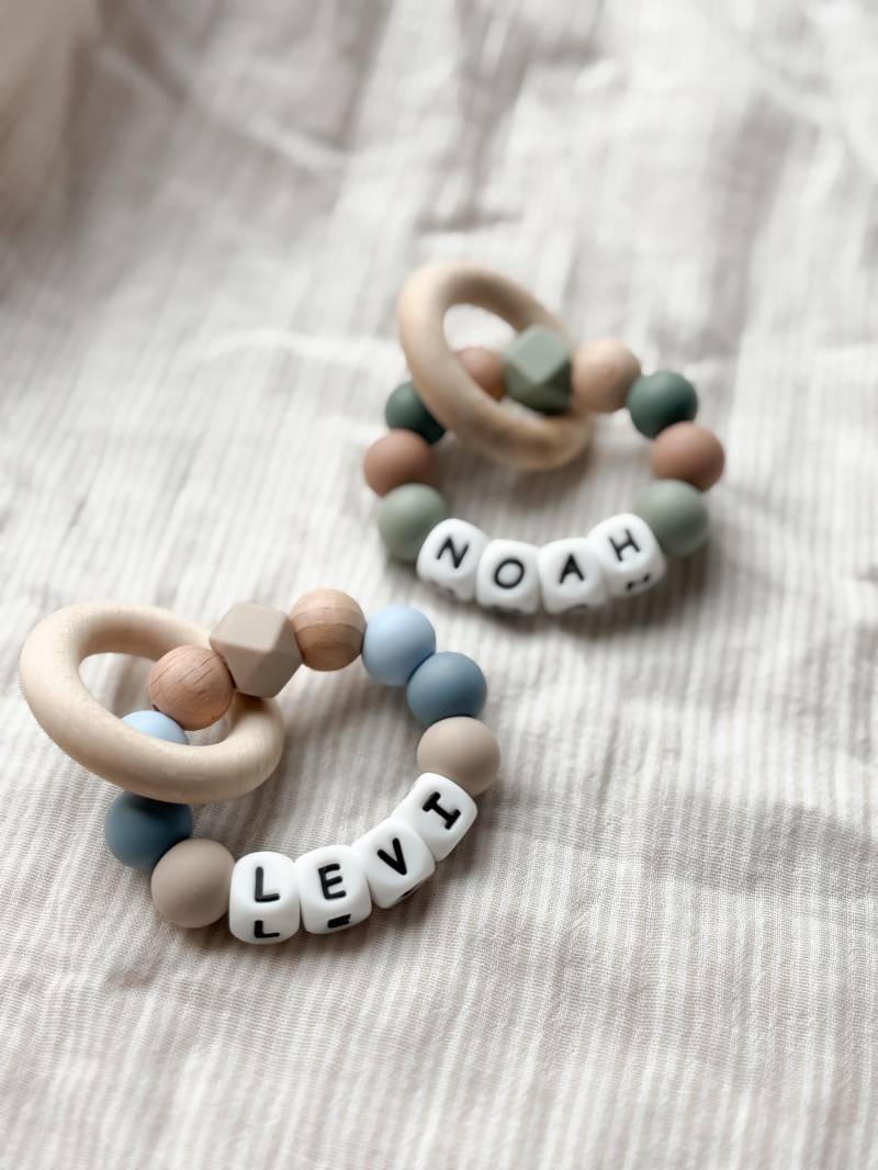 Personalisierten Greifling - Geschenke Zur Geburt Und Taufe Grün Oder Blau Weihnachten Personalisierten Greifling - Geschenke Zur Geburt Und Taufe Grün Oder Blau Weihnachten von Etsy - LeukkStudio