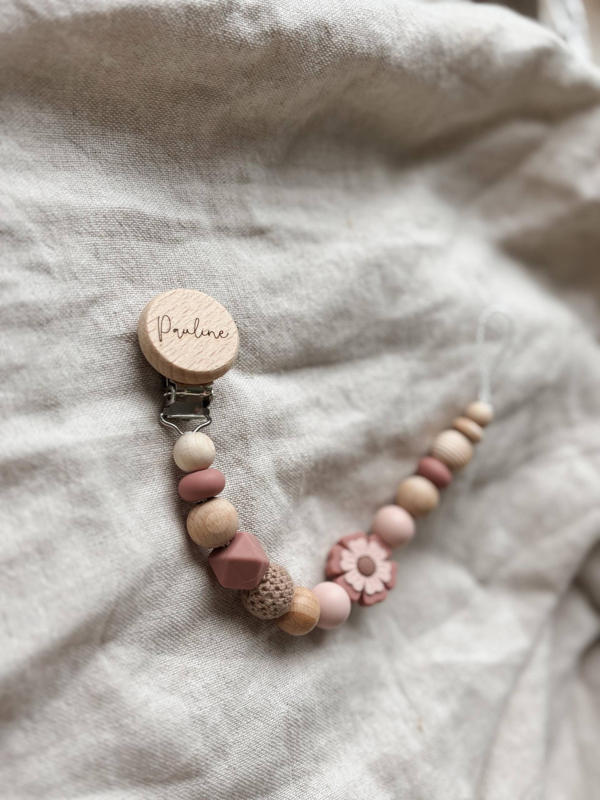 Schnullerkette Mit Namen Personalisiert - Blume Alt Rosa Geschenk Geburt von Etsy - LeukkStudio