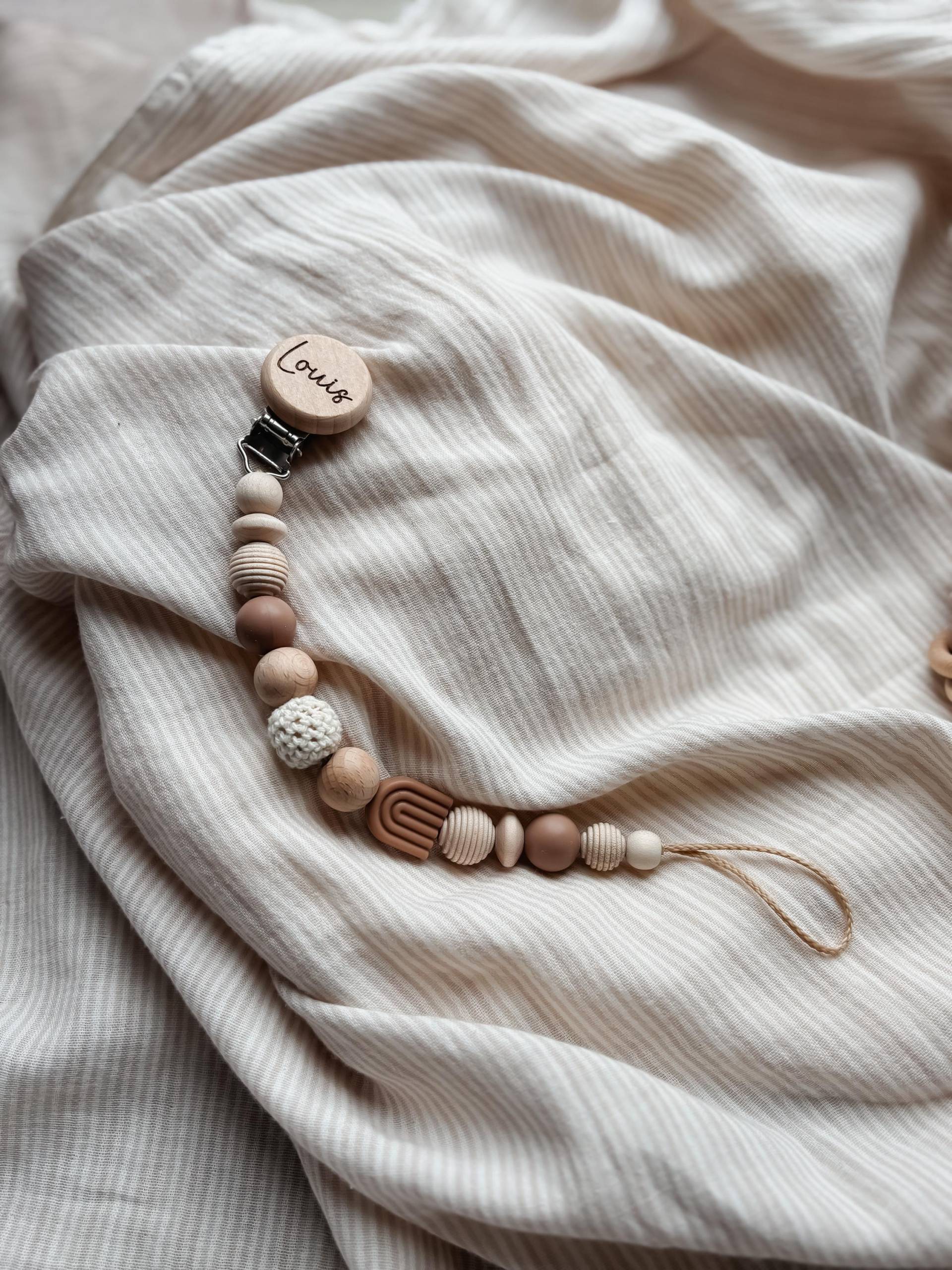 Schnullerkette Mit Namen - Personalisiert Regenbogen Braun Für Jungs Geschenke Zur Geburt Und Taufe Schnullerkette Mit Namen - Personalisiert Regenbogen Braun Für Jungs Geschenke Zur Geburt Und Taufe von Etsy - LeukkStudio