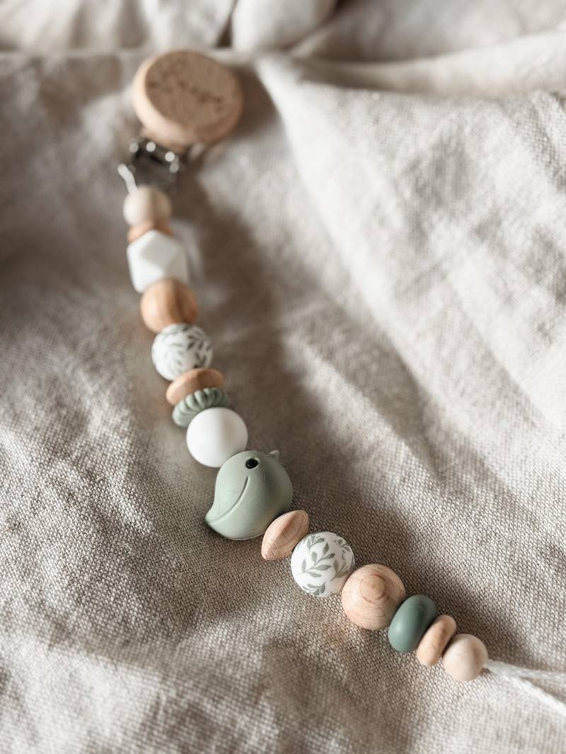 Schnullerkette Mit Namen Personalisiert - Vogel Grün Geschenk Idee von Etsy - LeukkStudio