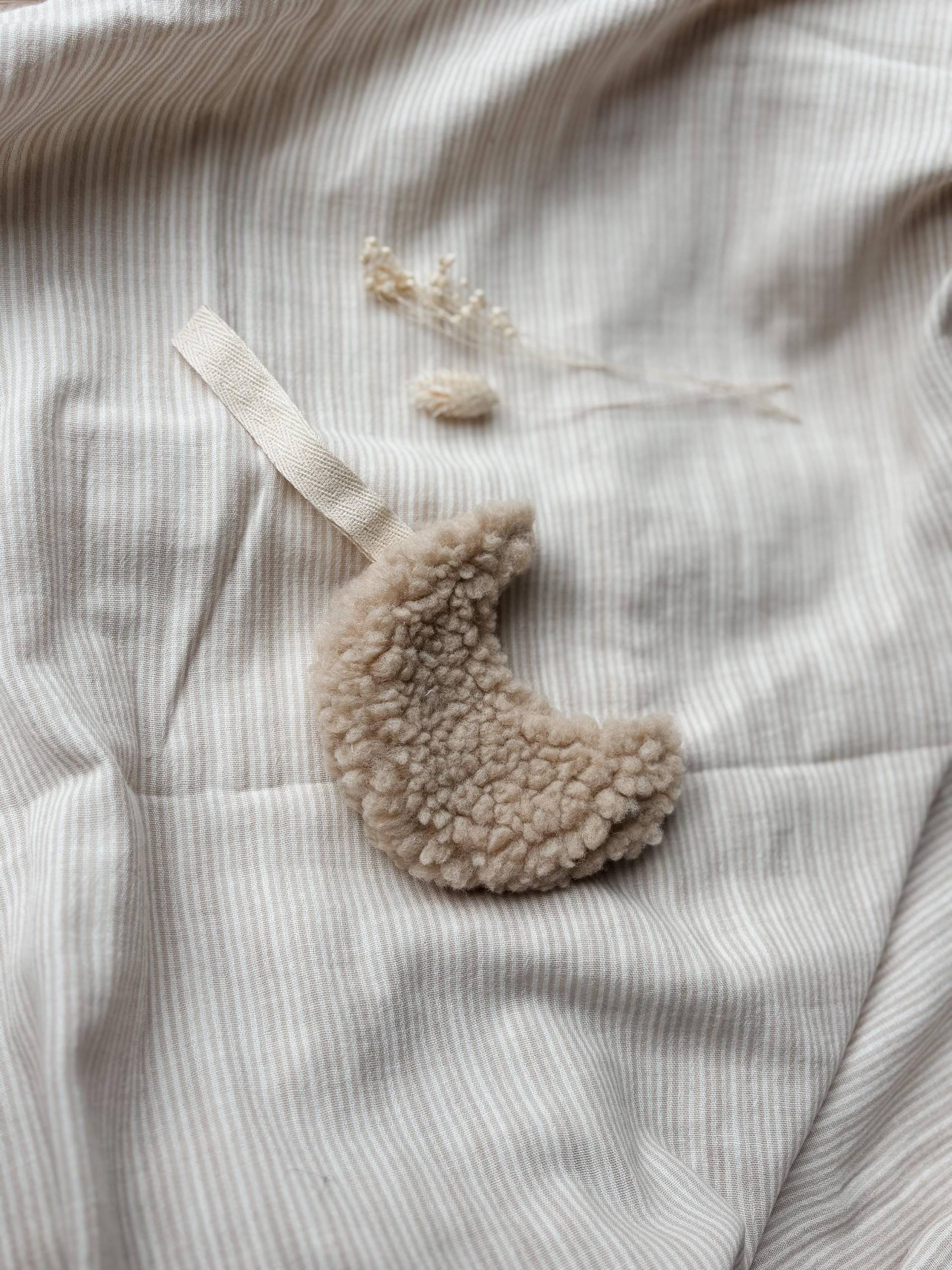 Schnullertuch - Mond Teddy Stoff Geschenk Idee Zur Geburt Kuscheltuch von Etsy - LeukkStudio