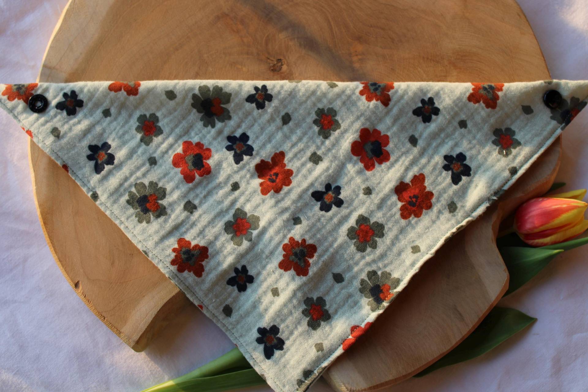 Handmade Musselin - Halstuch von Etsy - LiebeImGeschenk