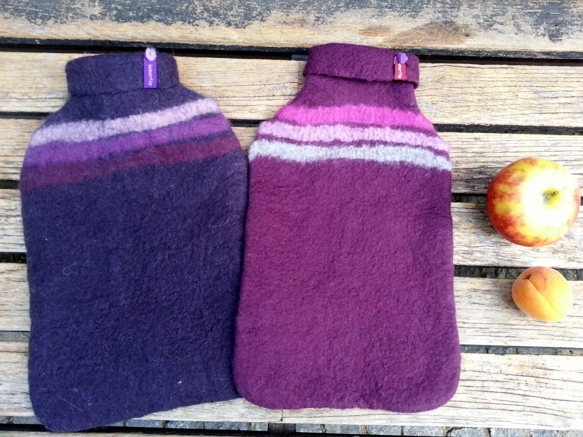 Wärmflasche Mit Filzbezug, Streifen, Aubergine Wärmflasche Mit Filzbezug, Streifen, Aubergine von Etsy - Lieberfilz