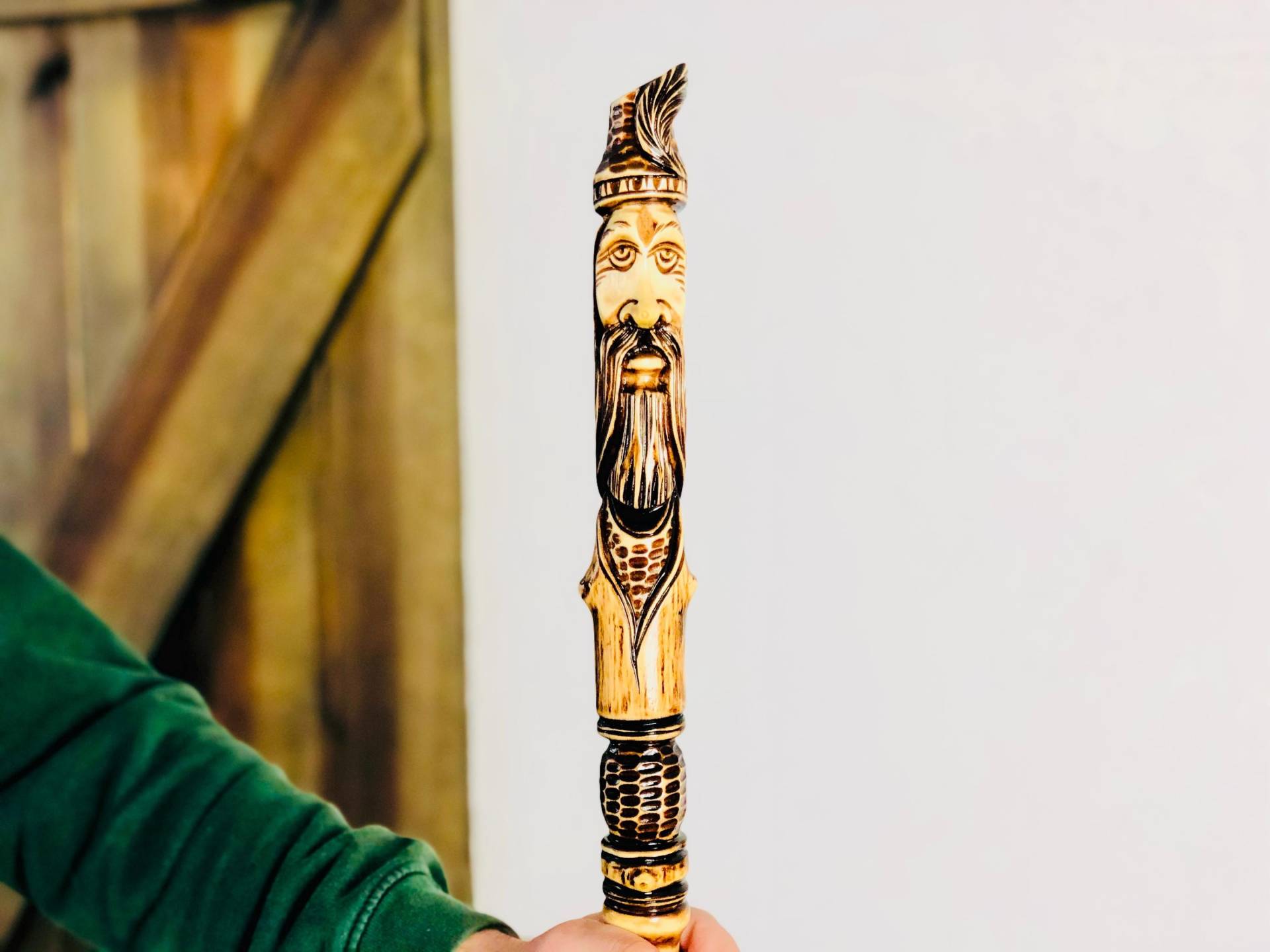 Geschnitzter Wanderstock, Uriger Wanderstab, Hirtenstab Aus Holz, Geschnitzter Wanderstab Geschnitzter Wanderstock, Uriger Wanderstab, Hirtenstab Aus Holz, Geschnitzter Wanderstab von Etsy - Lieblingsschirm