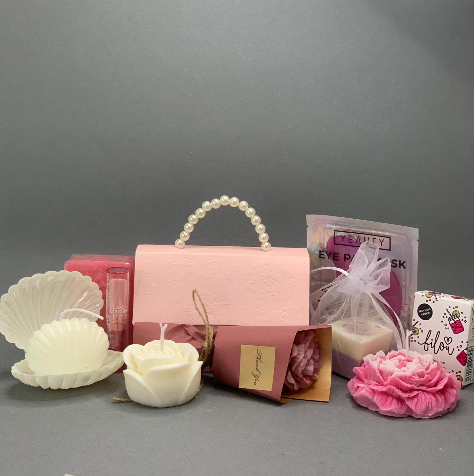 Personalisierte Geschenkbox Muttertag Geburtstag Valentinstag Geschenk Für Ihre Freundin Oder Frau; Ein So Schönes Und Exquisites von Etsy - LightUpCandlesDe