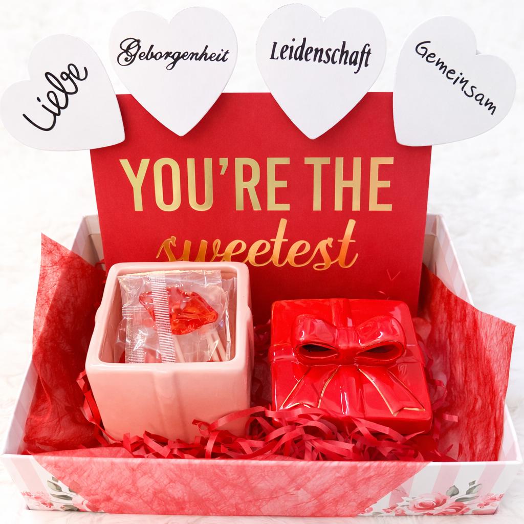 Geschenkidee Zum Valentinstag - Geschenkbox Mit Keramikdose & Lollies, Personalisierte Grußkarte, Fertig Verschenken von Etsy - LiloAtuta