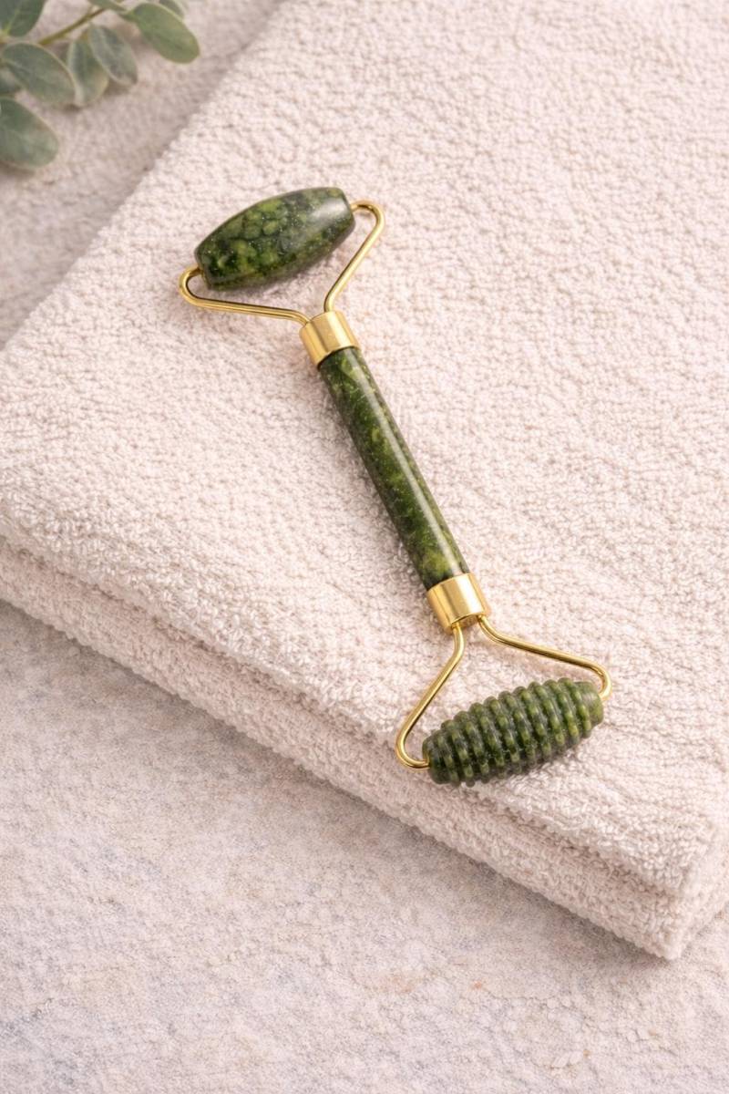 Jade Roller Gesichtsmassage, Face For Skin Care von Etsy - LiloAtuta