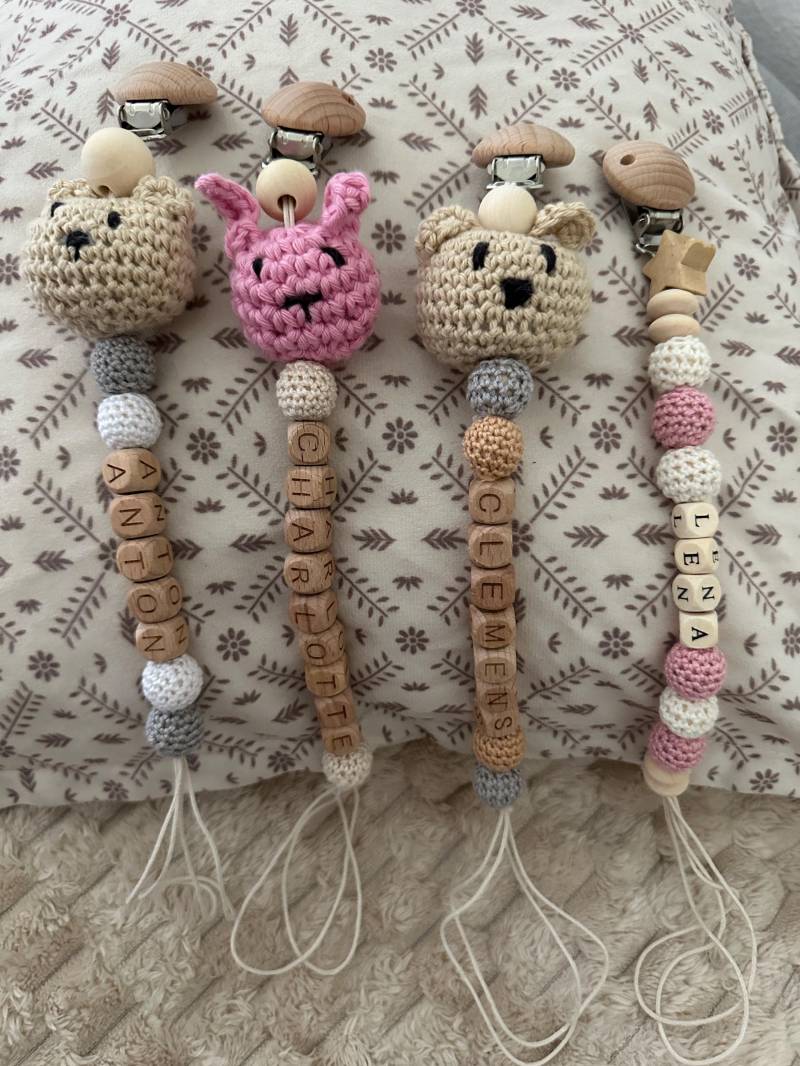 Personalisierte Schnullerkette Mit Namen - Hase, Bär Oder Schlicht Handgemacht Babygeschenk Geburt Taufe Holz & Wolle Ce-Geprüft von Etsy - LilooskreativweltDE