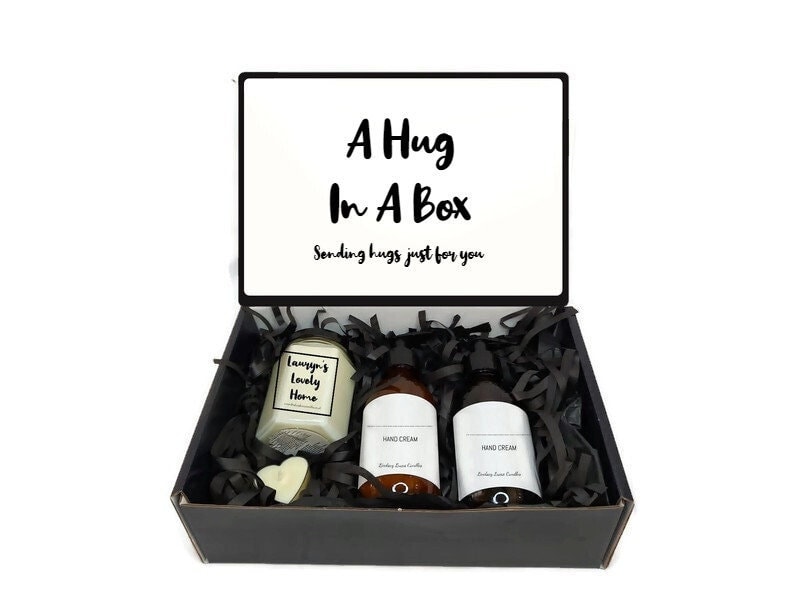 Eine Umarmung in Einem Geschenkkorb - Individuell/Personalisiert von Etsy - LindsayLucasCandles
