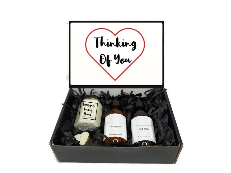 Thinking Of You Geschenkbox Geschenkkorb - Individuell/Personalisiert von Etsy - LindsayLucasCandles