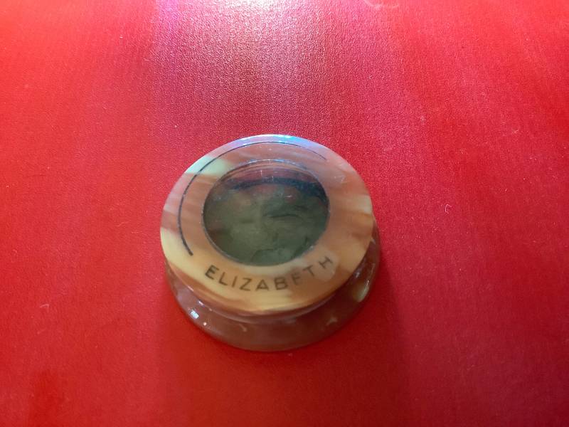 Elizabeth Arden Crème Royal Eye Shadow von Etsy - LipstickandPanties