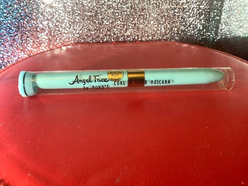 Engel Gesicht Teiche Blau Mascara von Etsy - LipstickandPanties