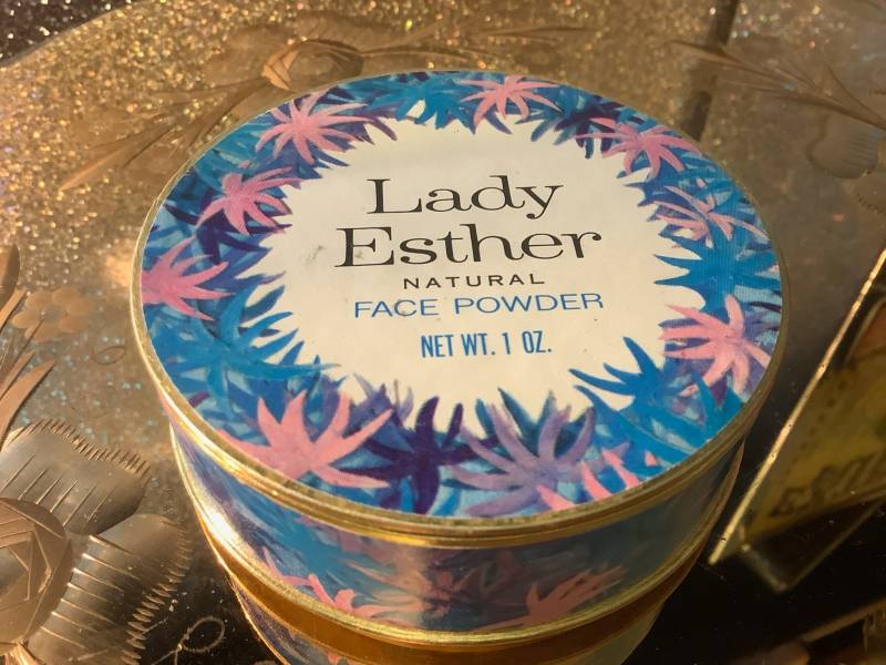 Lady Esther Gesichtspuder von Etsy - LipstickandPanties