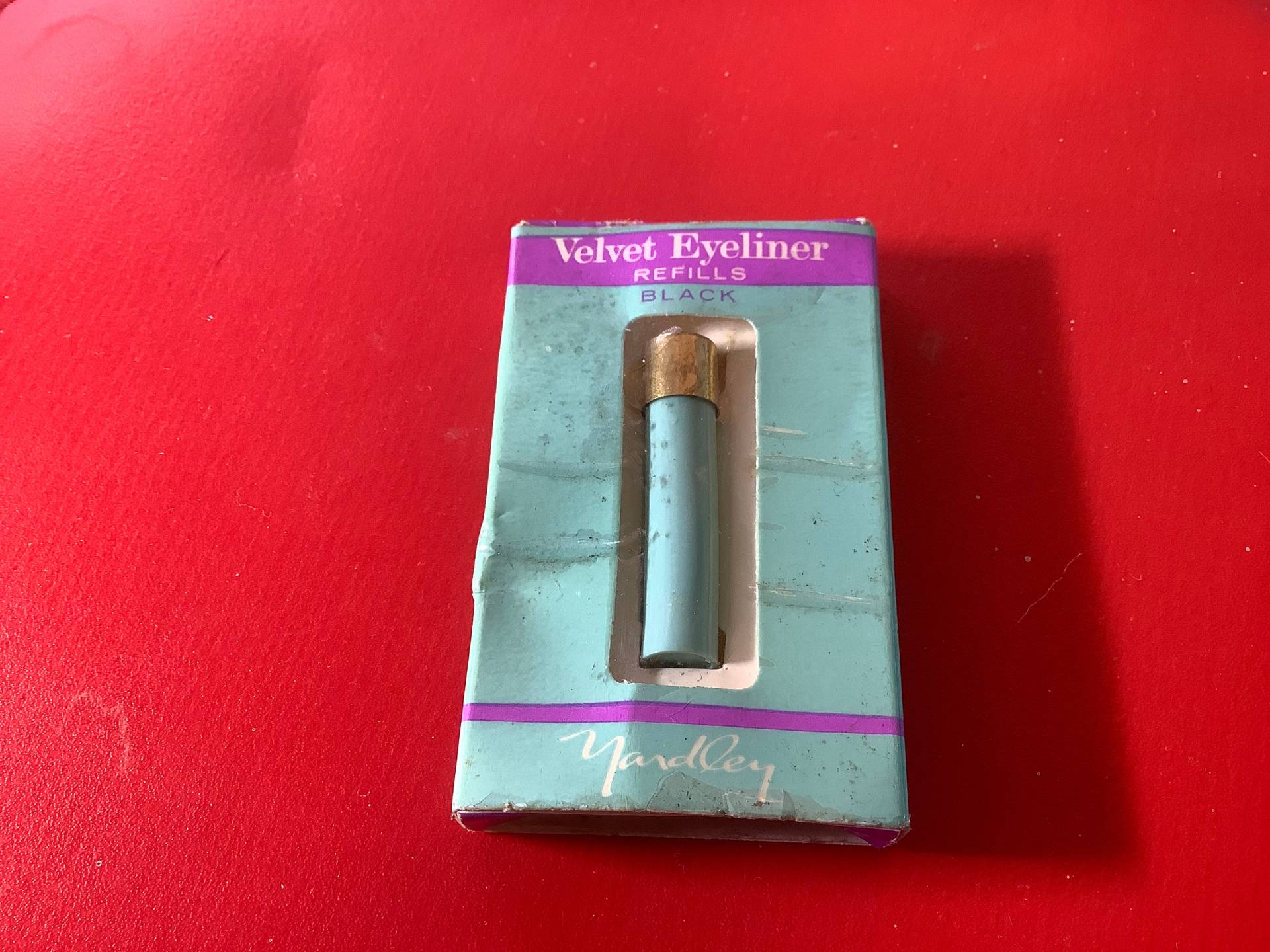 Max Factor Velvet Eyeliner Minen Max Factor Velvet Eyeliner Minen von Etsy - LipstickandPanties