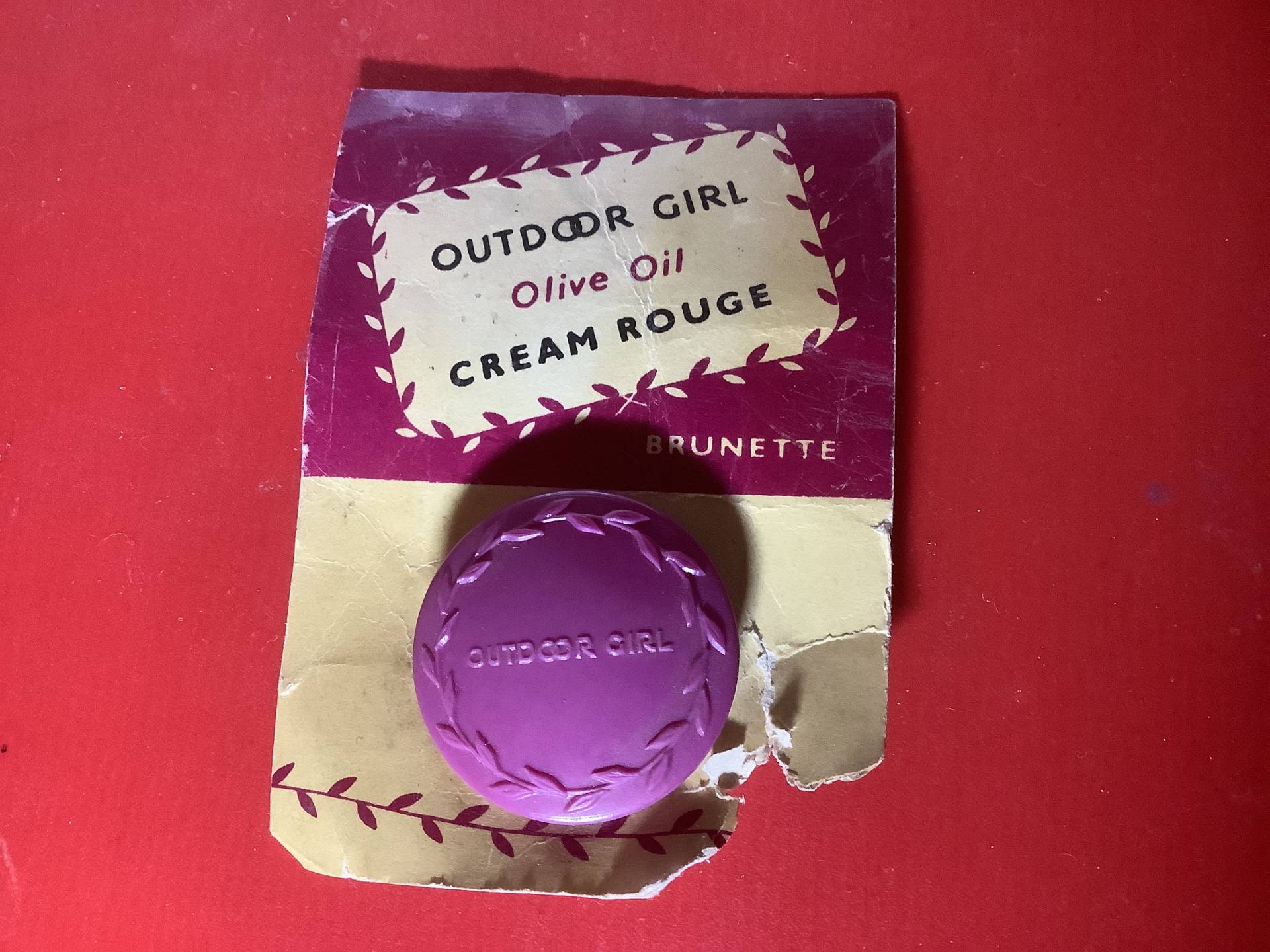 Outdoor Girl Rouge Brünette Verkäufer Muster Outdoor Girl Rouge Brünette Verkäufer Muster von Etsy - LipstickandPanties