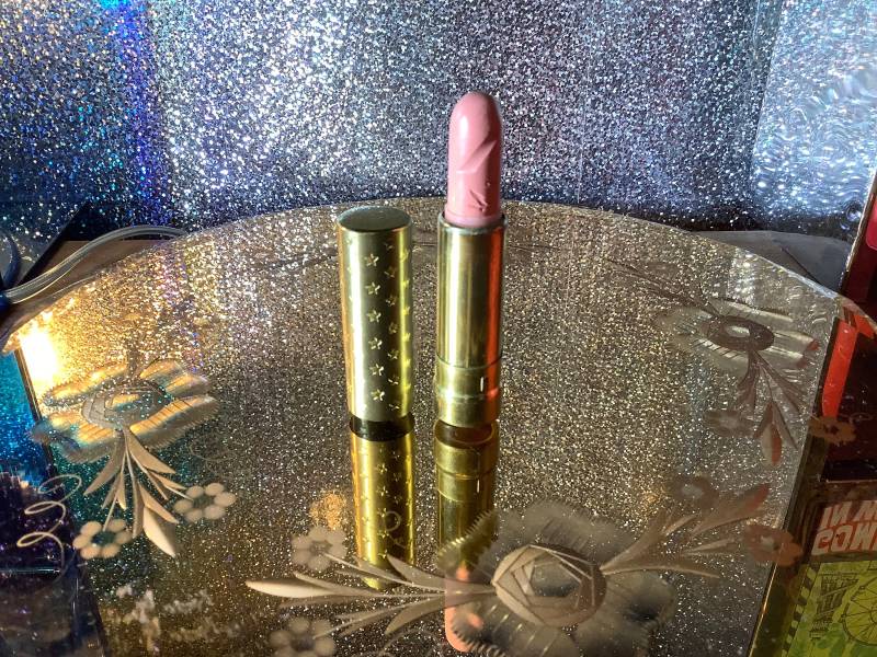 Vintage Yardley Spice Pink Lippenstift Metalletui von Etsy - LipstickandPanties