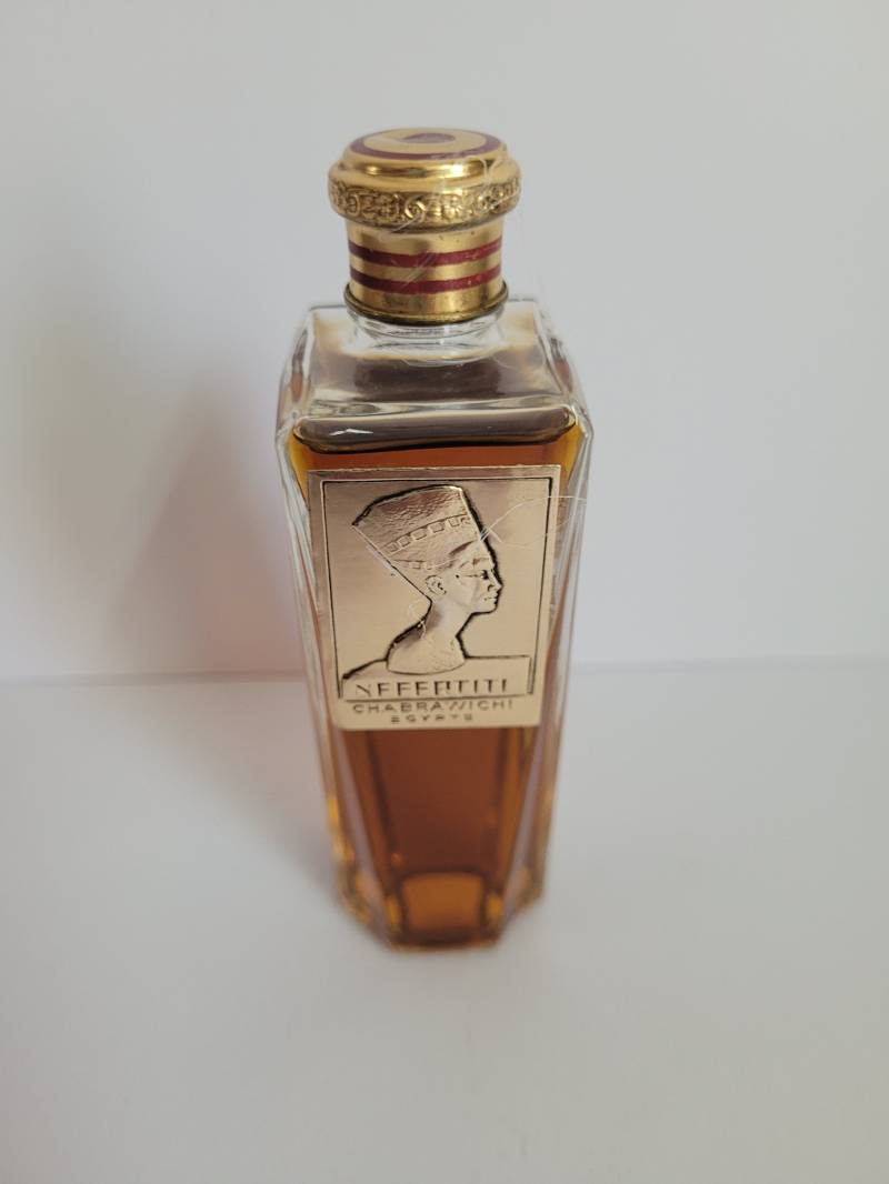 Vintage Duft Nefertiti, Chabrawichi 56Ml, Eau De Parfum. Very Selten, Diskontinuierlich von Etsy - Listyle