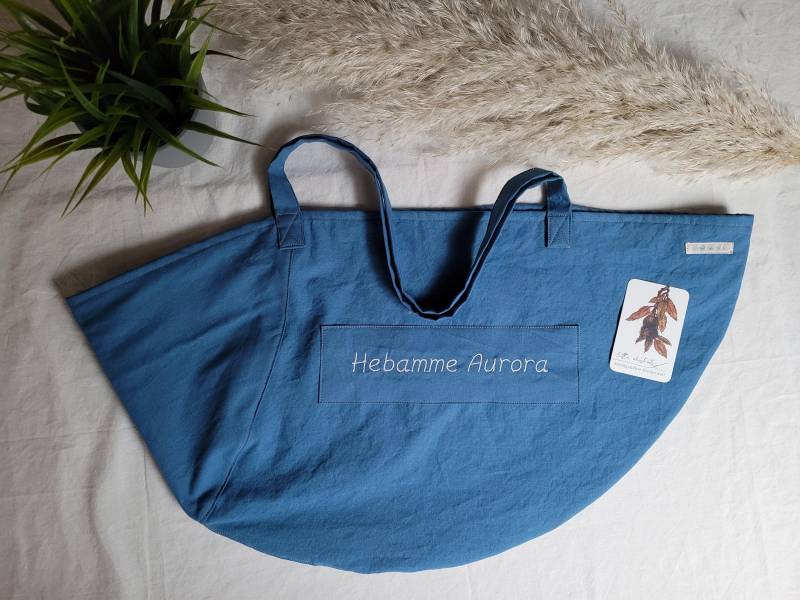 Personalisierte Wiegetasche/Wiegetuch Für Hebammen Aus Weichem Und Hautfreundlichem Fahnentuch - 100% Baumwolle Blau Geschenkidee von Etsy - LittleChestnuts