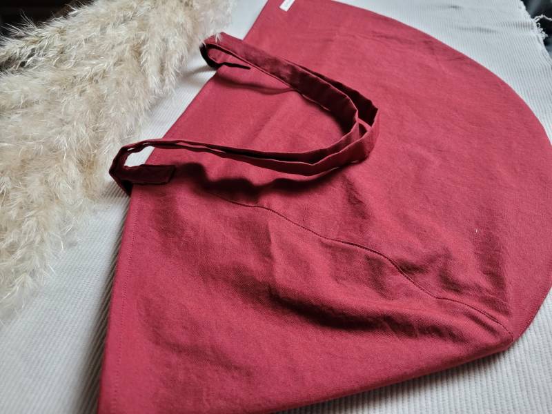 Personalisierte Wiegetasche/Wiegetuch Für Hebammen Aus Weichem Und Hautfreundlichem Fahnentuch - 100% Baumwolle Rot Geschenkidee von Etsy - LittleChestnuts