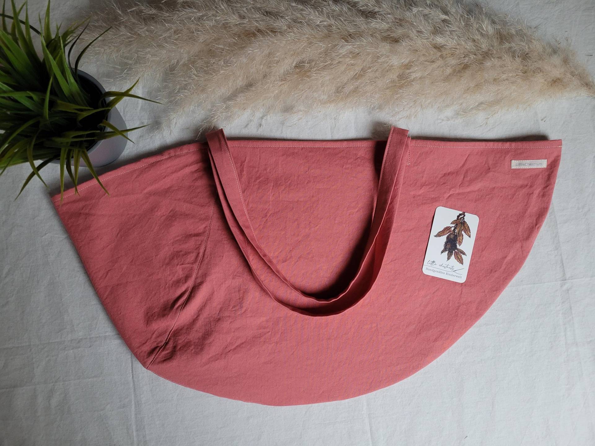 Personalisierte Wiegetasche Für Hebammen Aus Weichem Und Hautfreundlichem Fahnentuch - 100% Baumwolle Lachsfarben/Hummer Geschenkidee von Etsy - LittleChestnuts